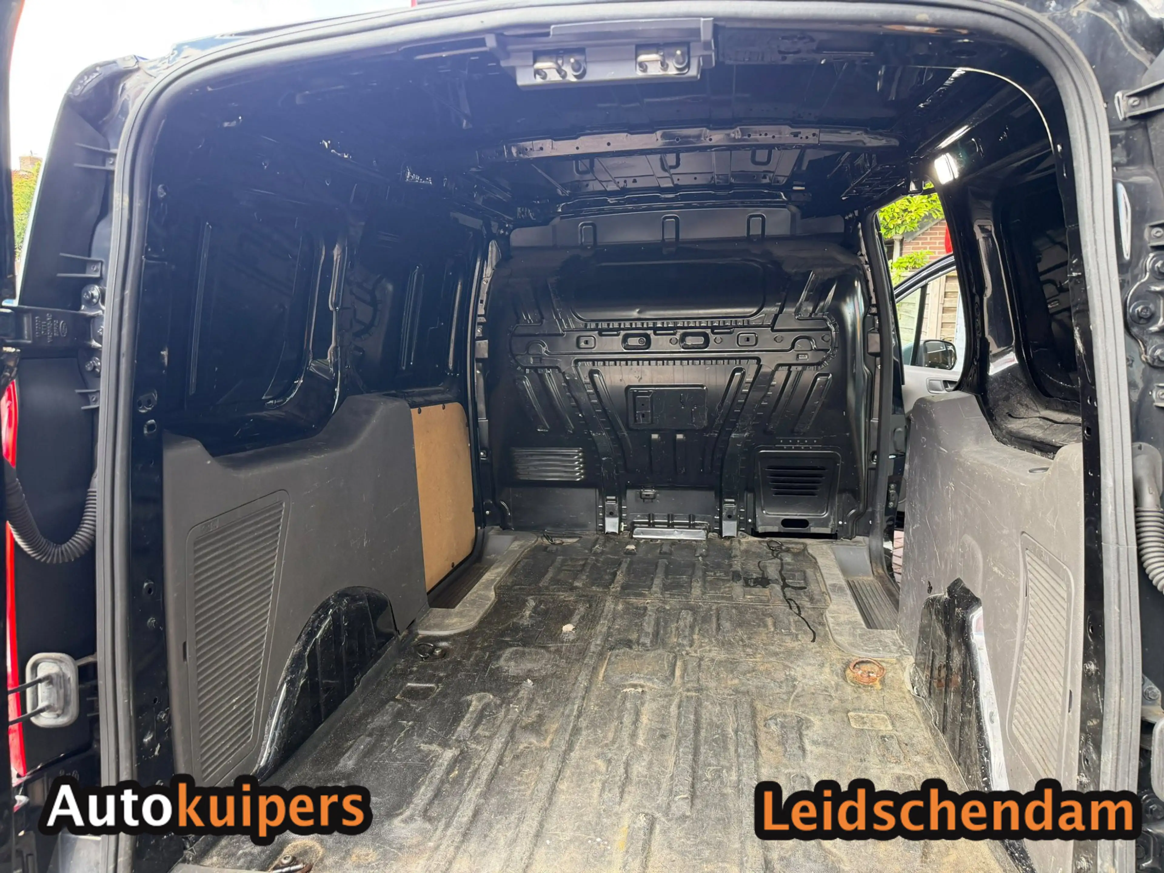 Ford Transit Connect 1.5 EcoBlue L2 Trend — photo 6