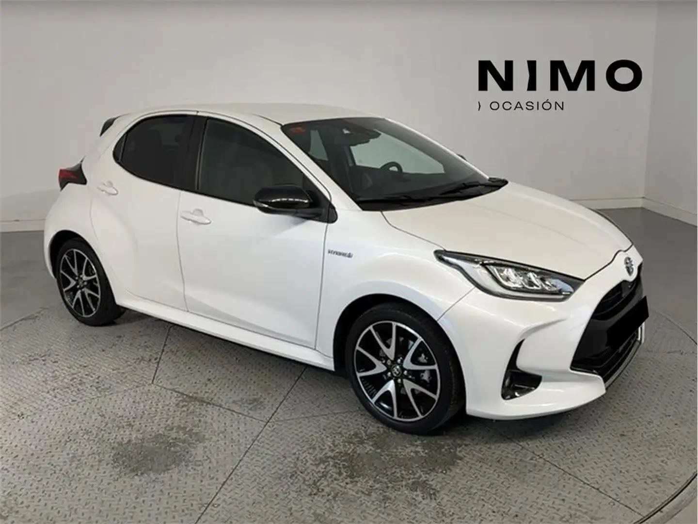 Toyota Yaris 120H 1.5 Style - 1