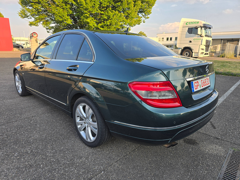 Mercedes-Benz C 180 C-Klasse CGI BlueEFFICIENCY Automatik — photo 7