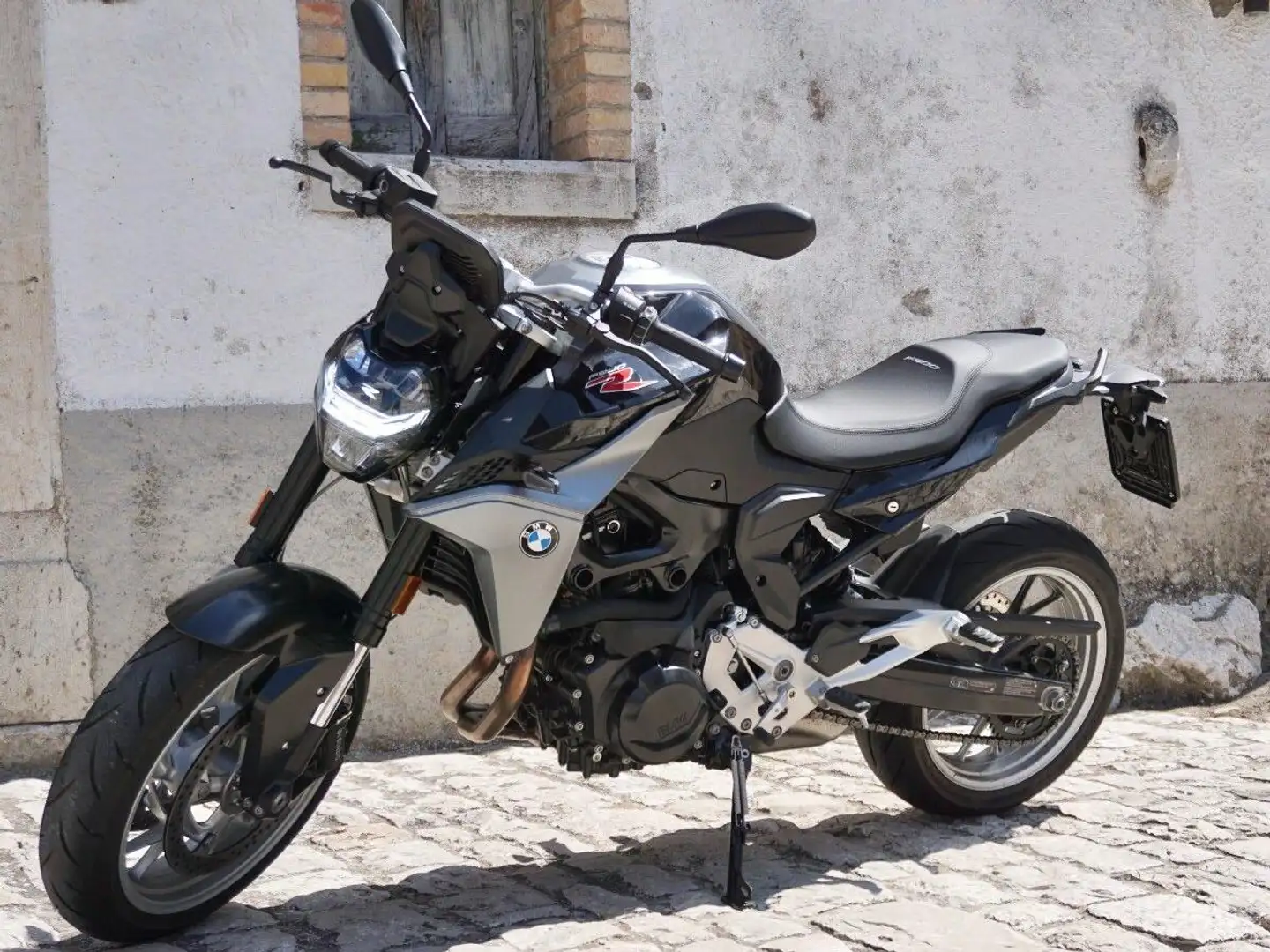 BMW F 900 R Nero - 2