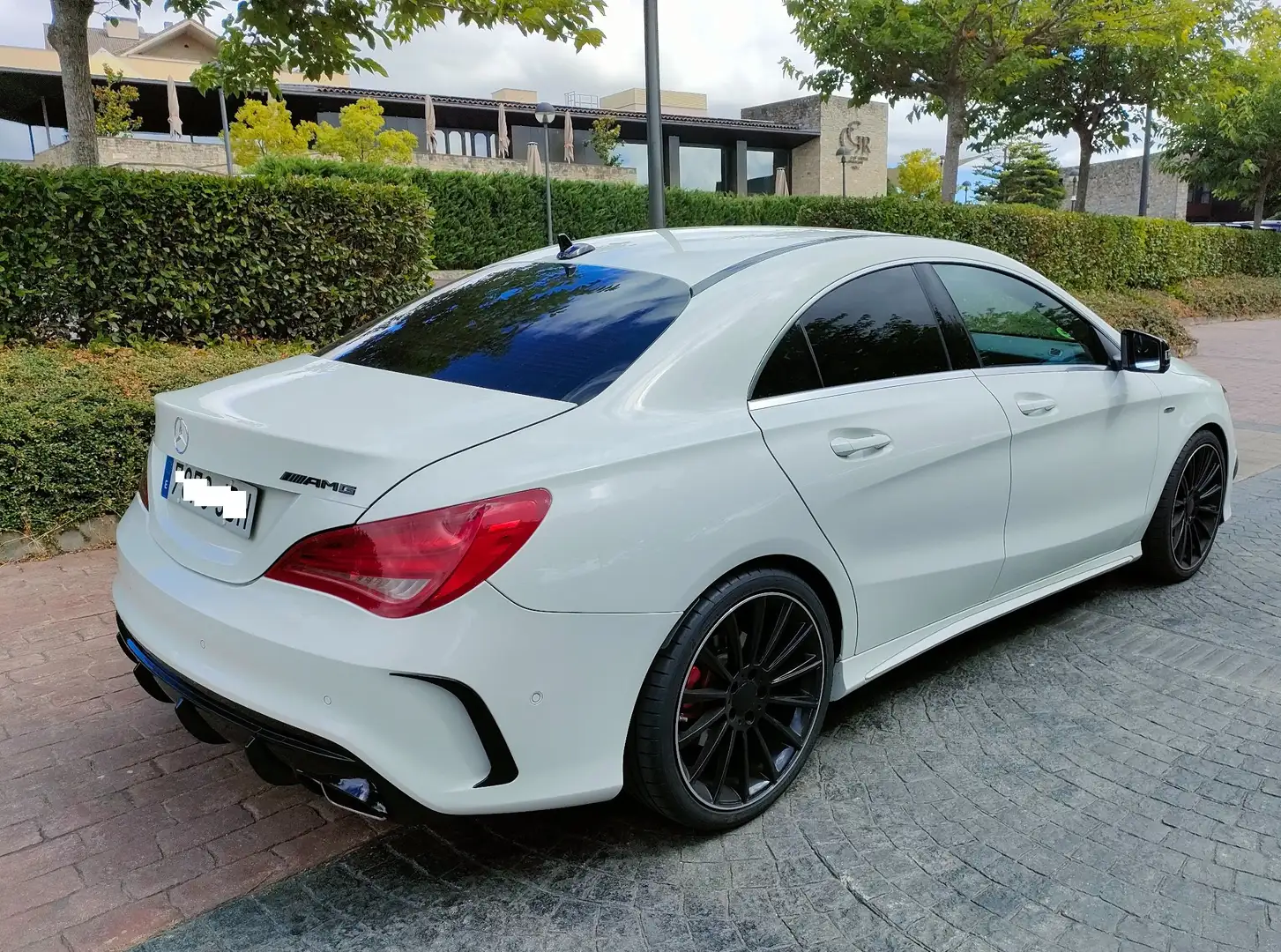 Mercedes-Benz CLA 250 Sport 4M 7G-DCT - 2