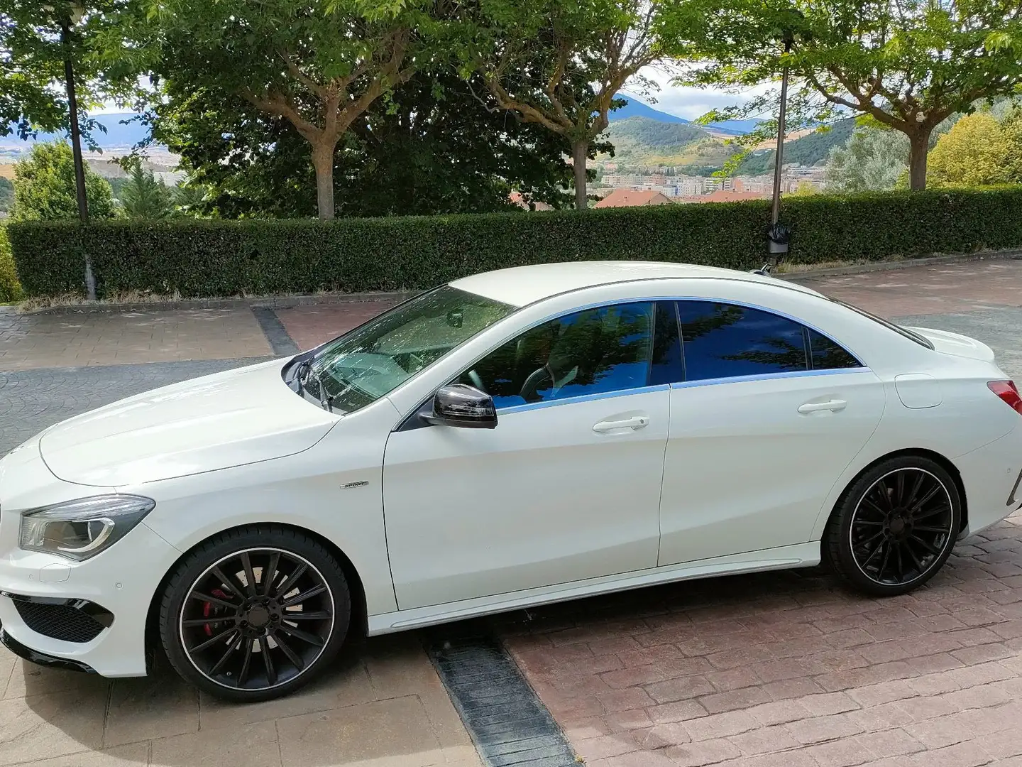 Mercedes-Benz CLA 250 Sport 4M 7G-DCT - 1