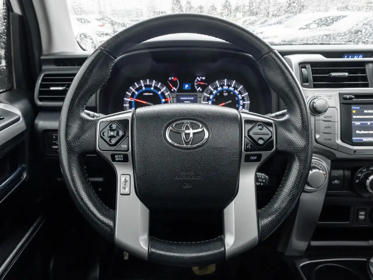 Toyota 4-Runner снимка Toyota 4-Runner