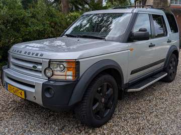 LR3 V8