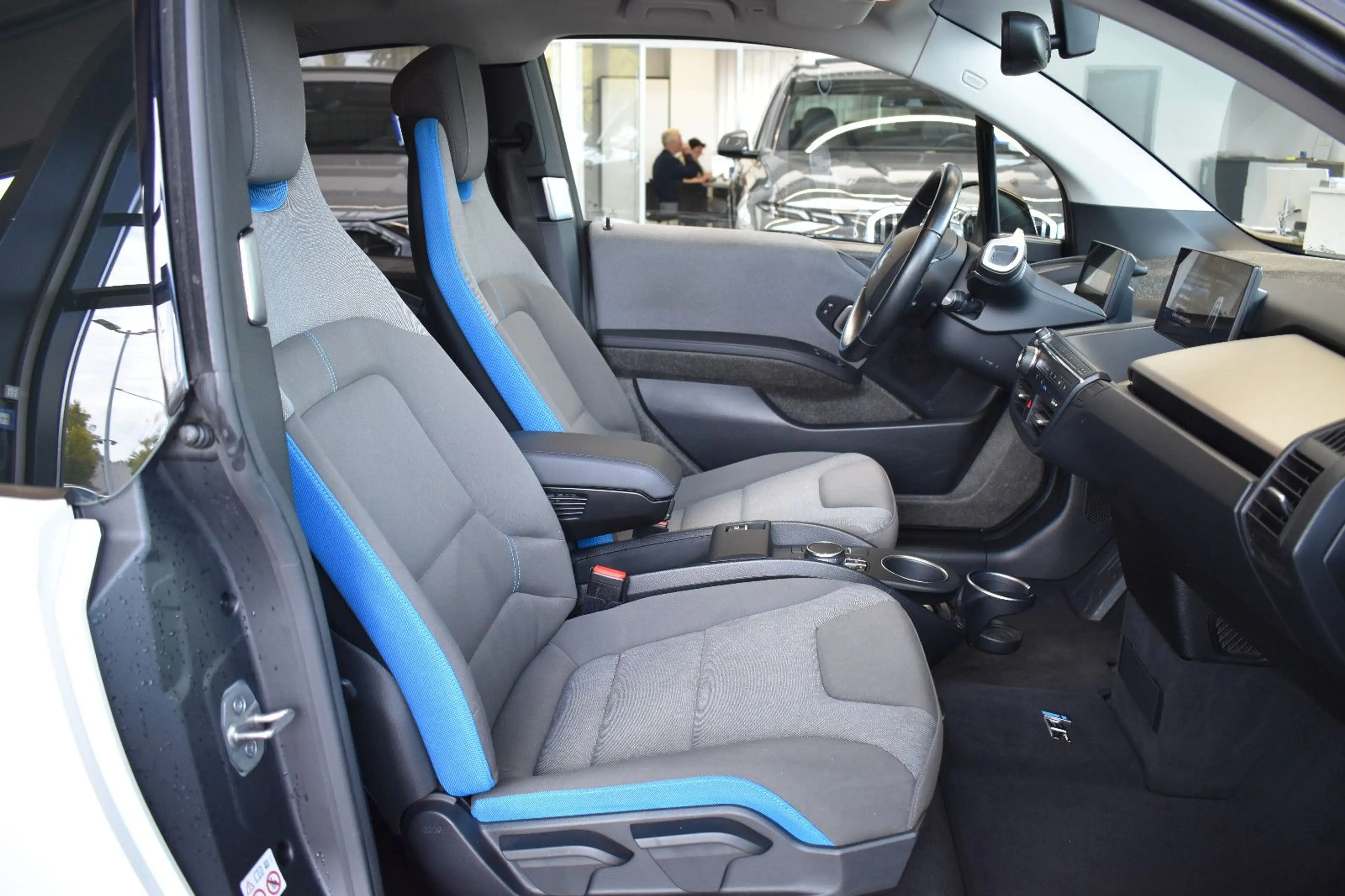 BMW i3 s 120Ah LED~NaviPlus~LiveC~Wärmepumpe~Tempom — photo 9