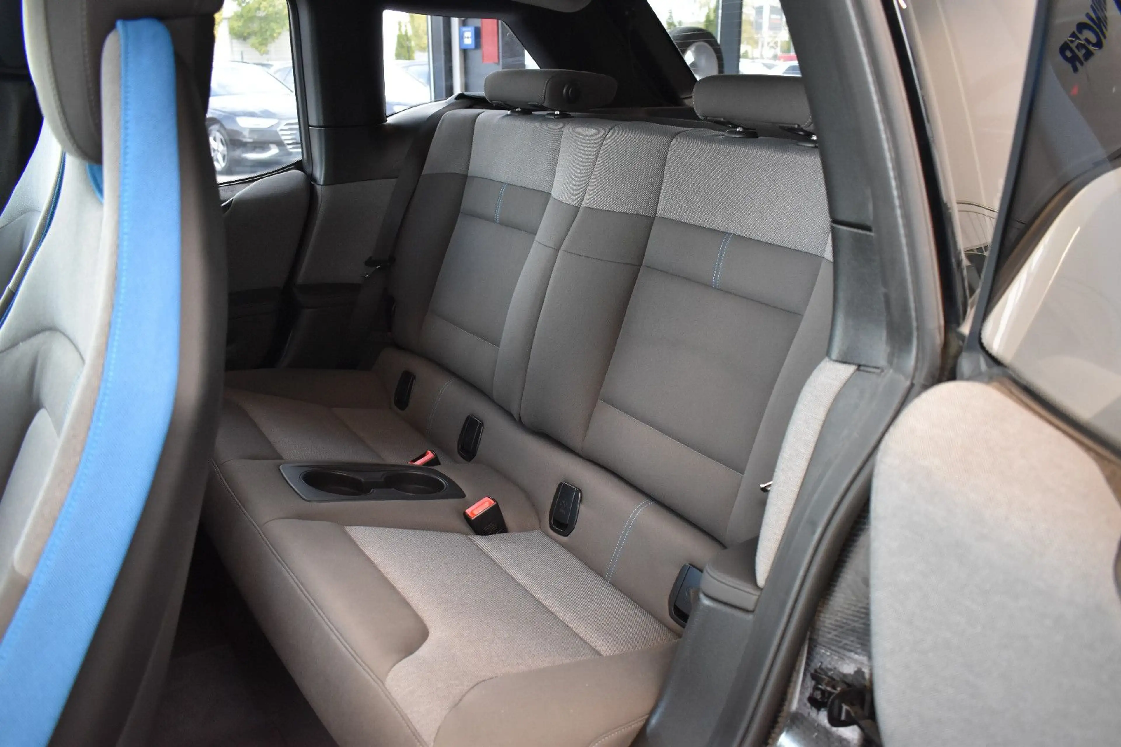 BMW i3 s 120Ah LED~NaviPlus~LiveC~Wärmepumpe~Tempom — photo 11