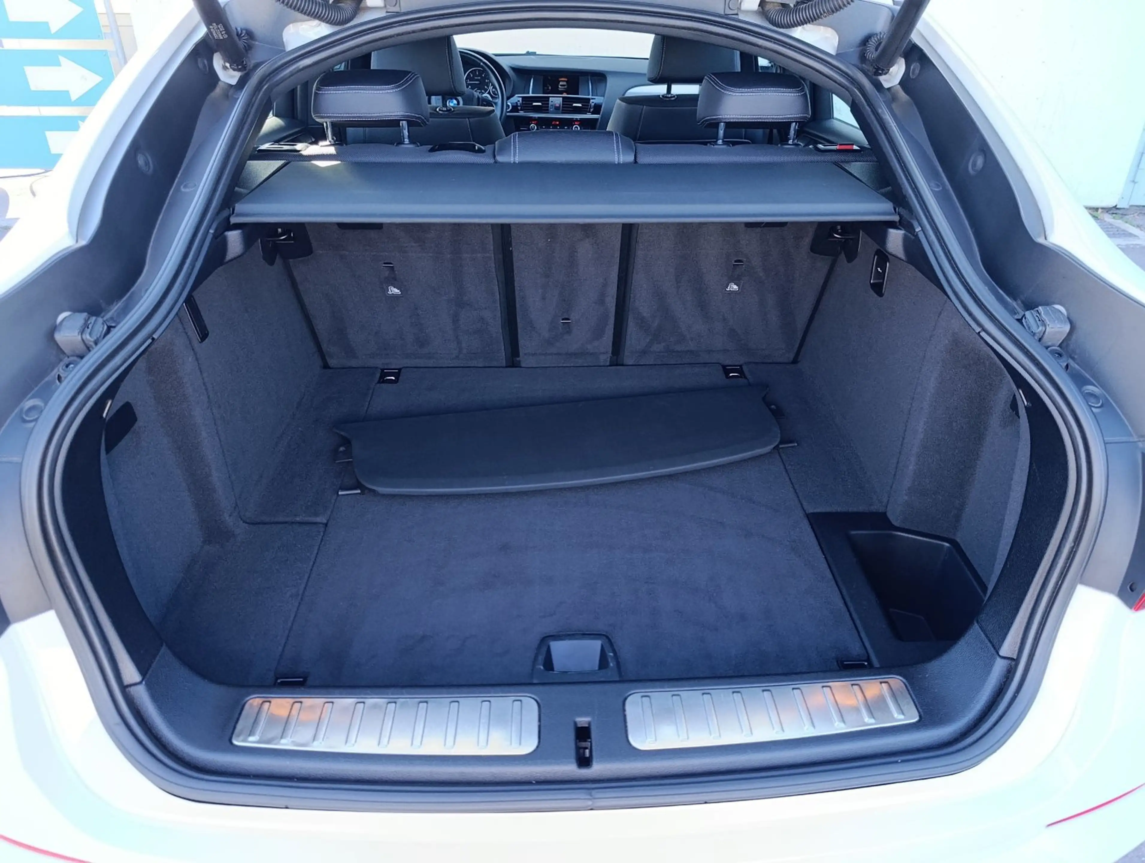 BMW X4 xDrive 35 d Sport-Paket M Navi Xenon Memory — photo 7