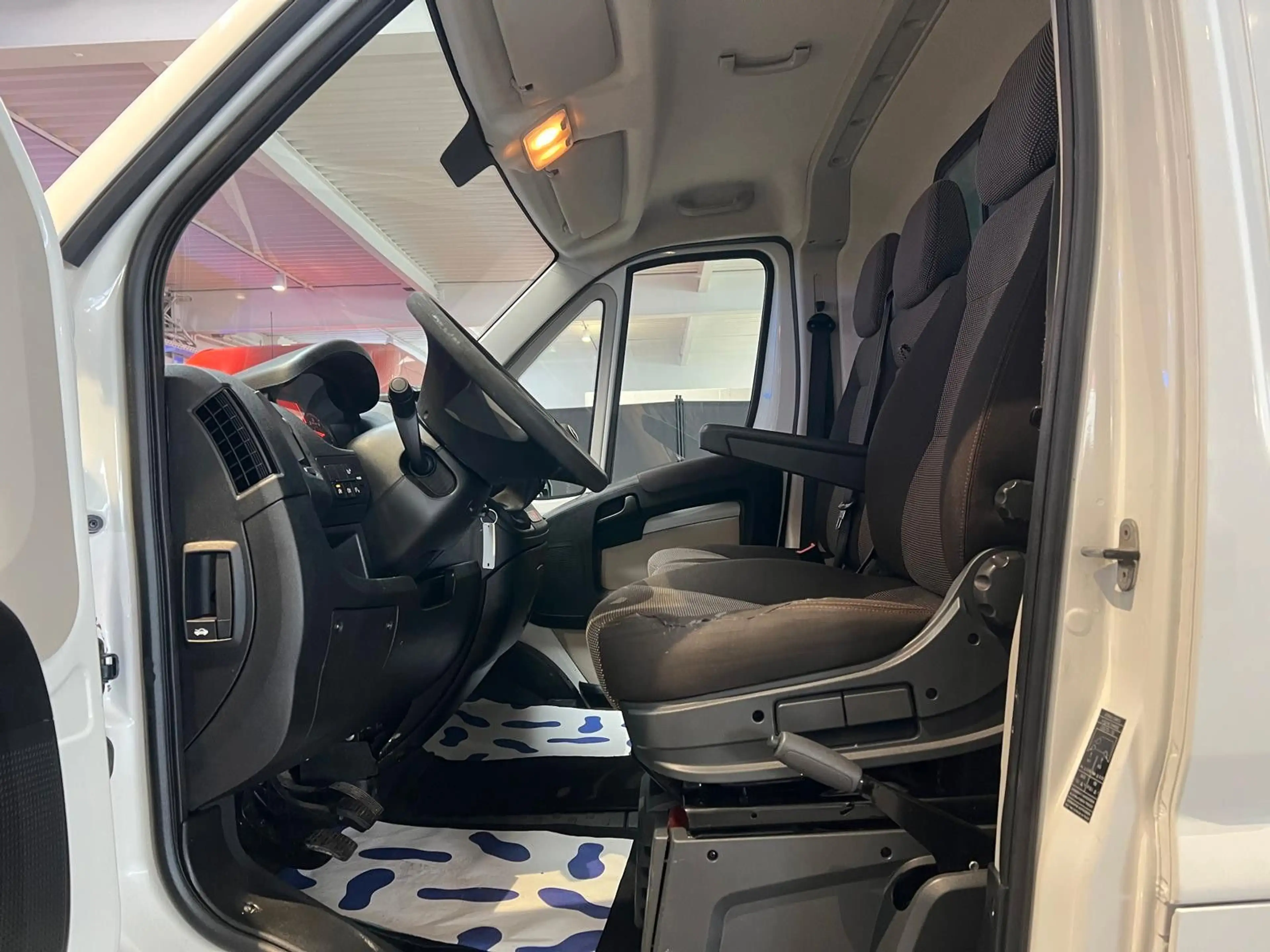 Peugeot Boxer 2,2 HDI Hoch+Lang*L2-H2*Garantie*AHK — photo 14