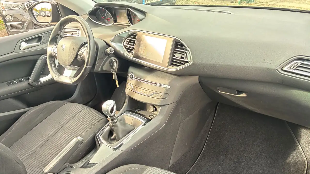 Peugeot 308 308 SW — photo 12