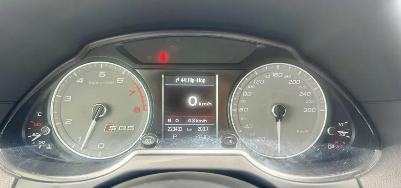 Audi SQ5 снимка Audi SQ5