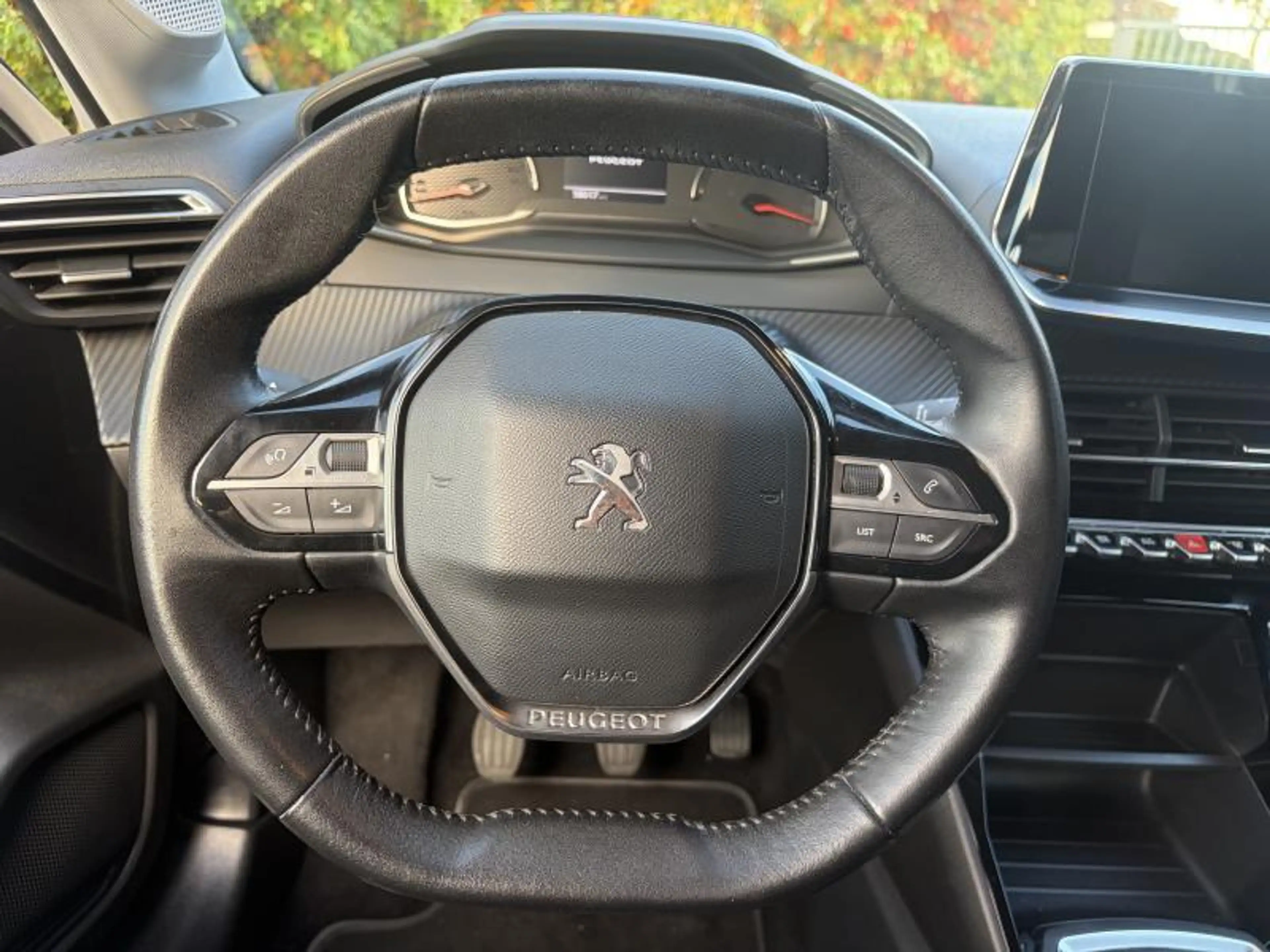 Peugeot 208 Style — photo 8