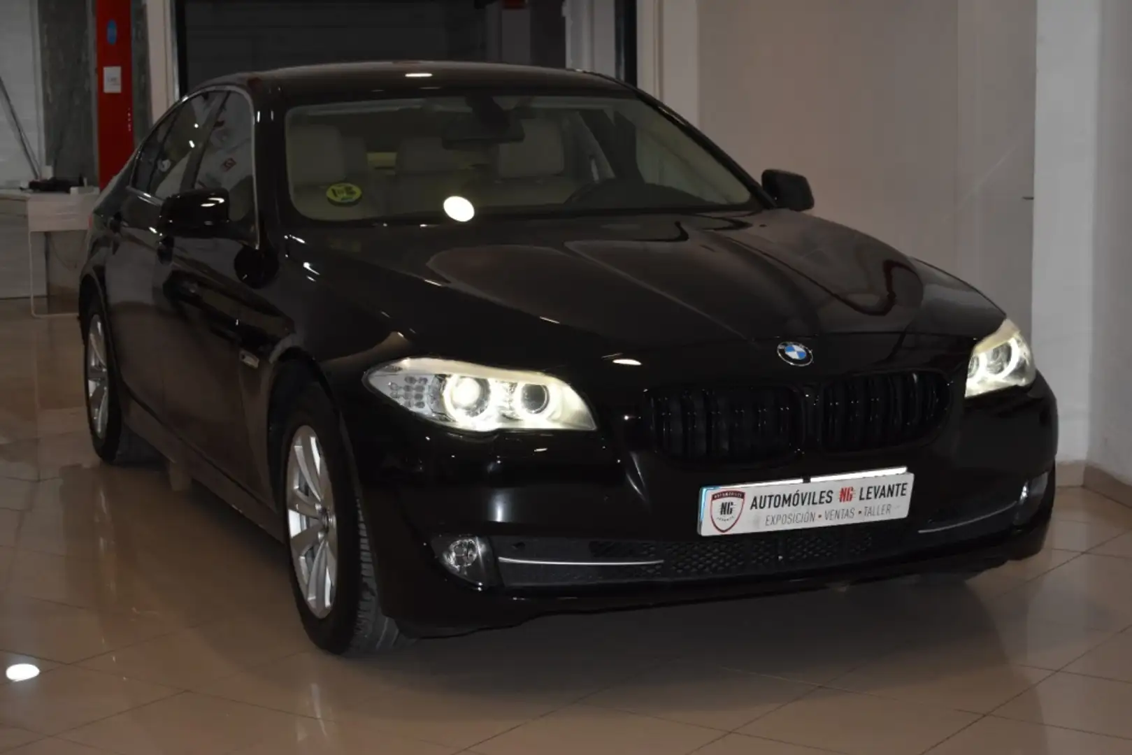 BMW 520 520dA Negro - 2