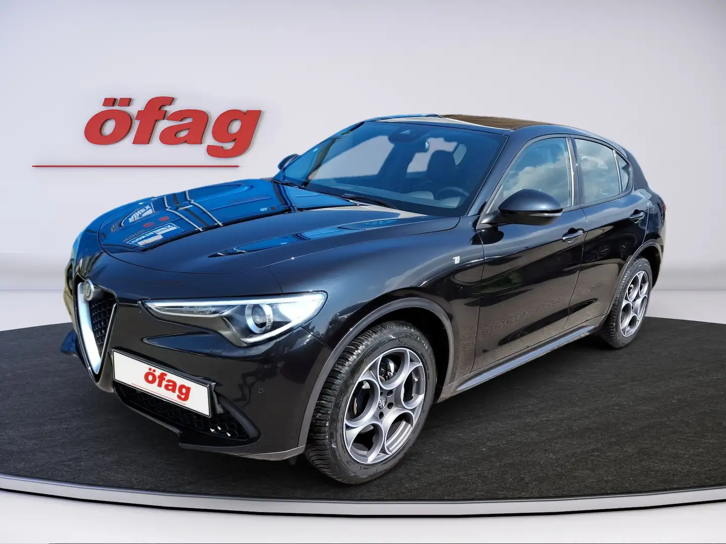 Alfa Romeo Stelvio Ti 2.0 16V 280 AT8 Q4 Schwarz - 1