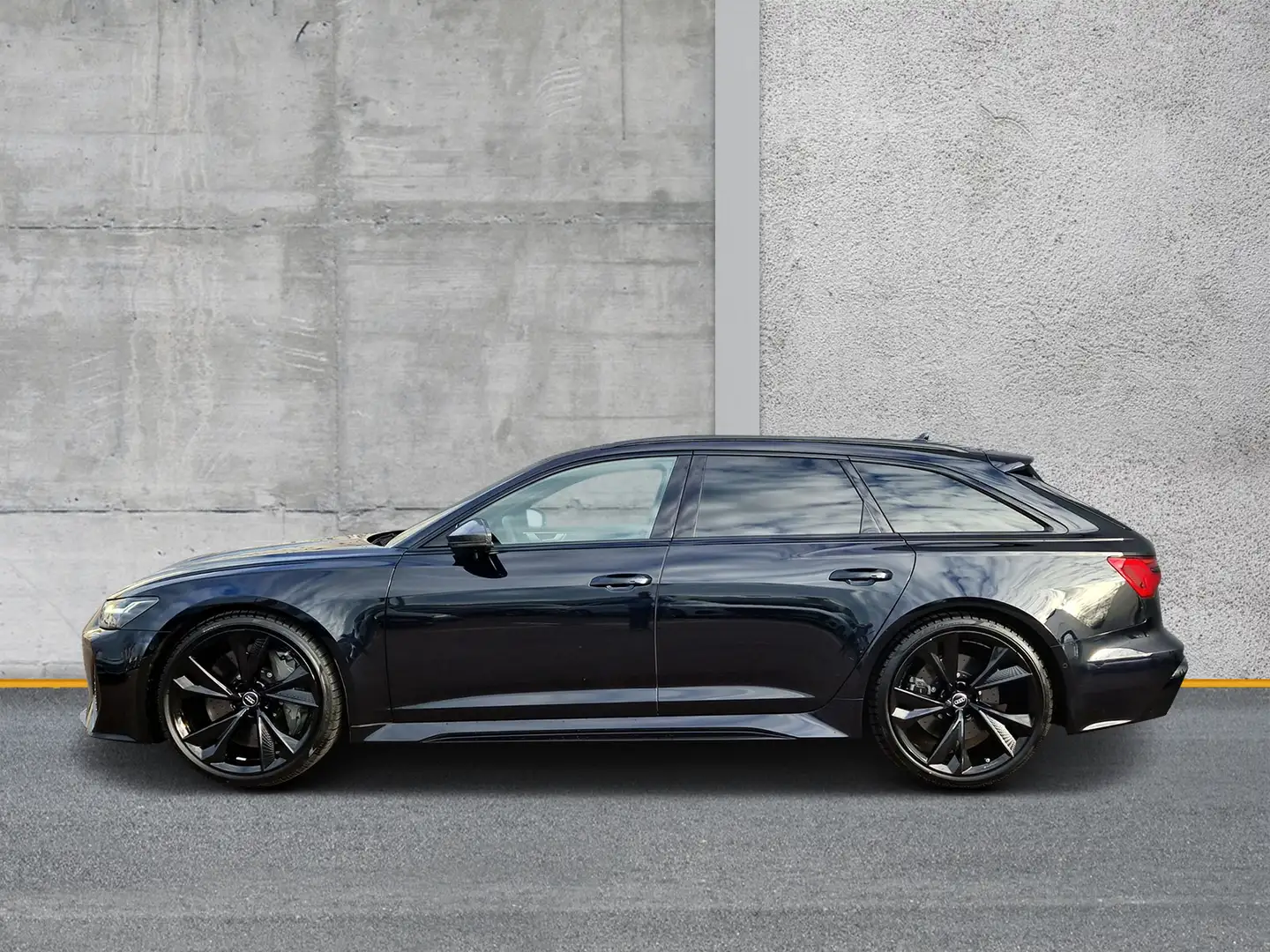 Audi RS6 Avant DYNAMIK+ KERAMIK AHK NACHT LUFT B&O Schwarz - 2