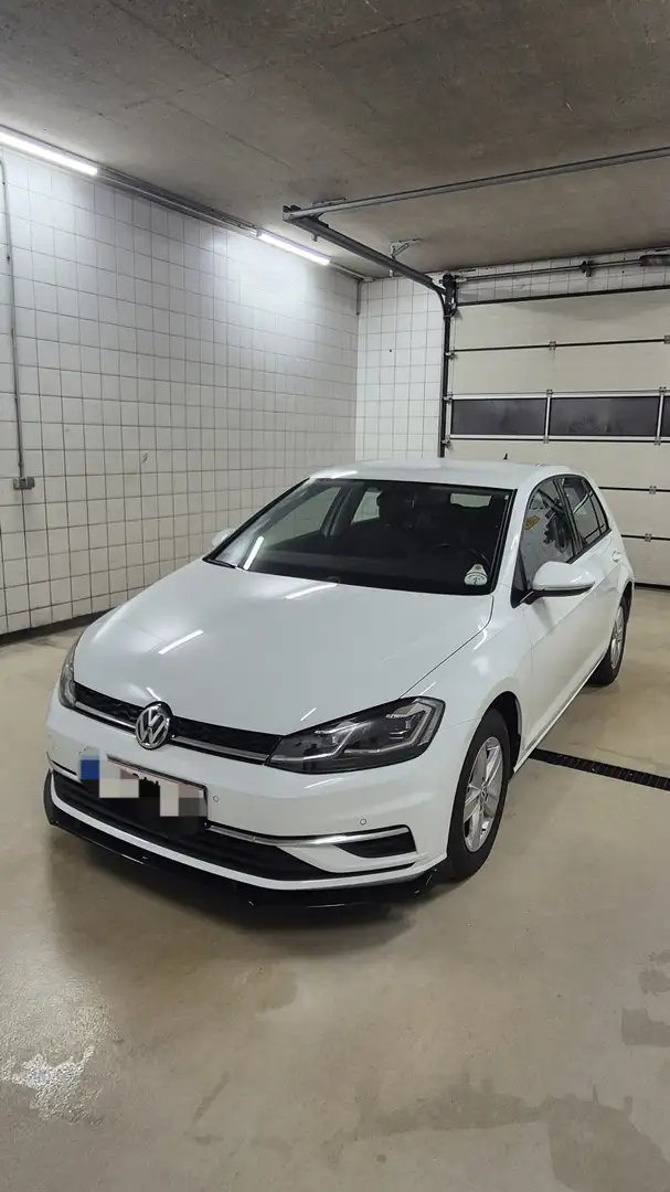 Volkswagen Golf 2,0 TDI Comfortline DSG Weiß - 1