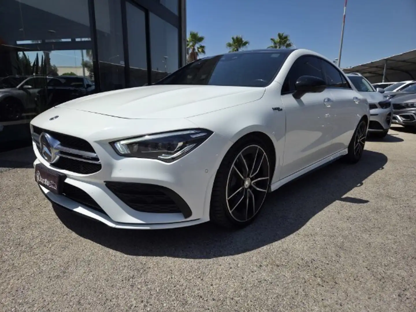 Mercedes-Benz CLA 35 AMG 4Matic White - 2
