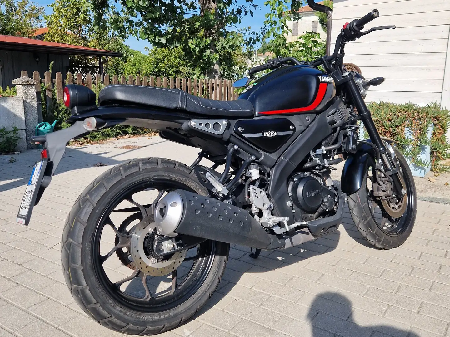 Yamaha XSR 125 Black - 1