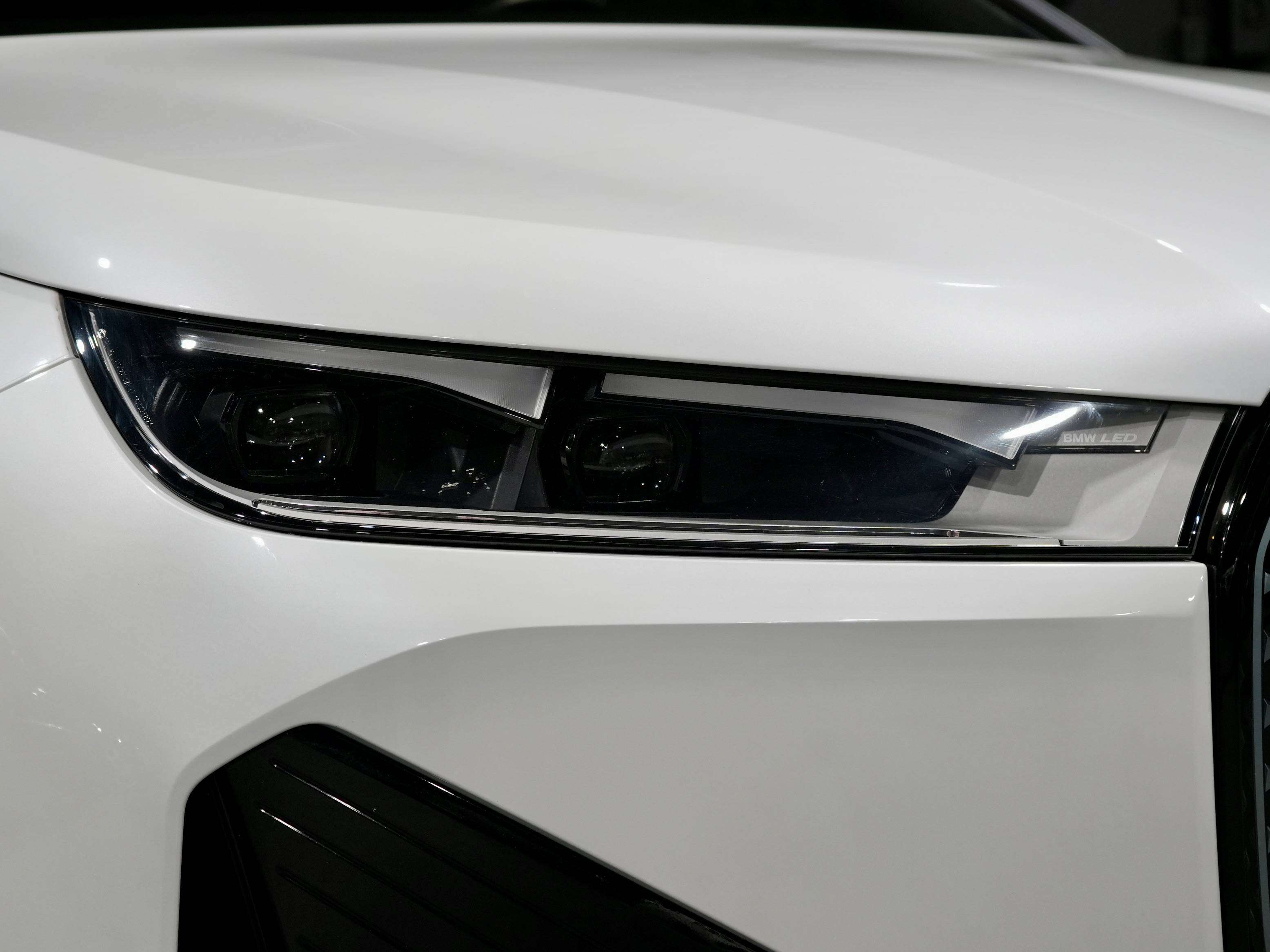 2024 BMW iX