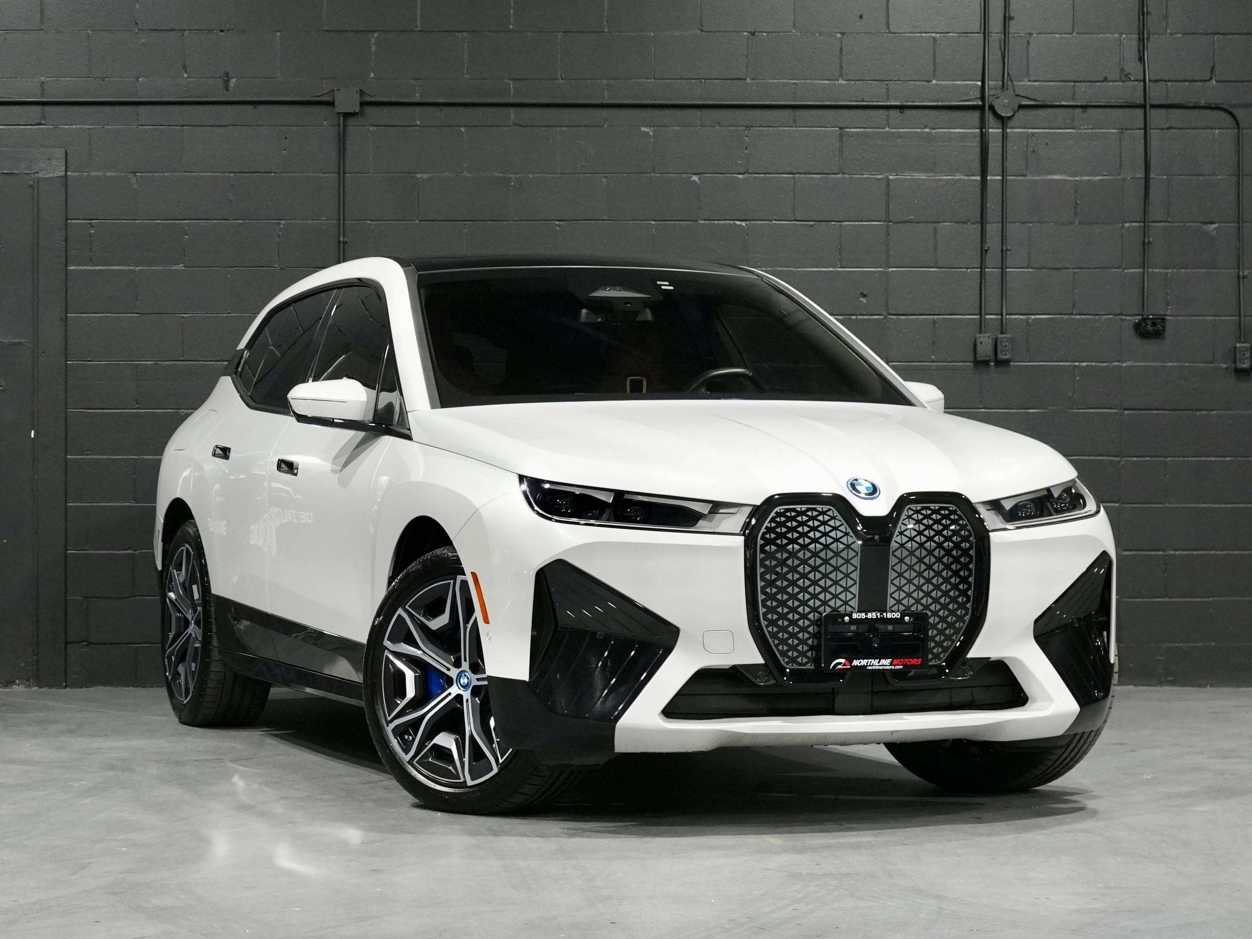 2024 BMW iX