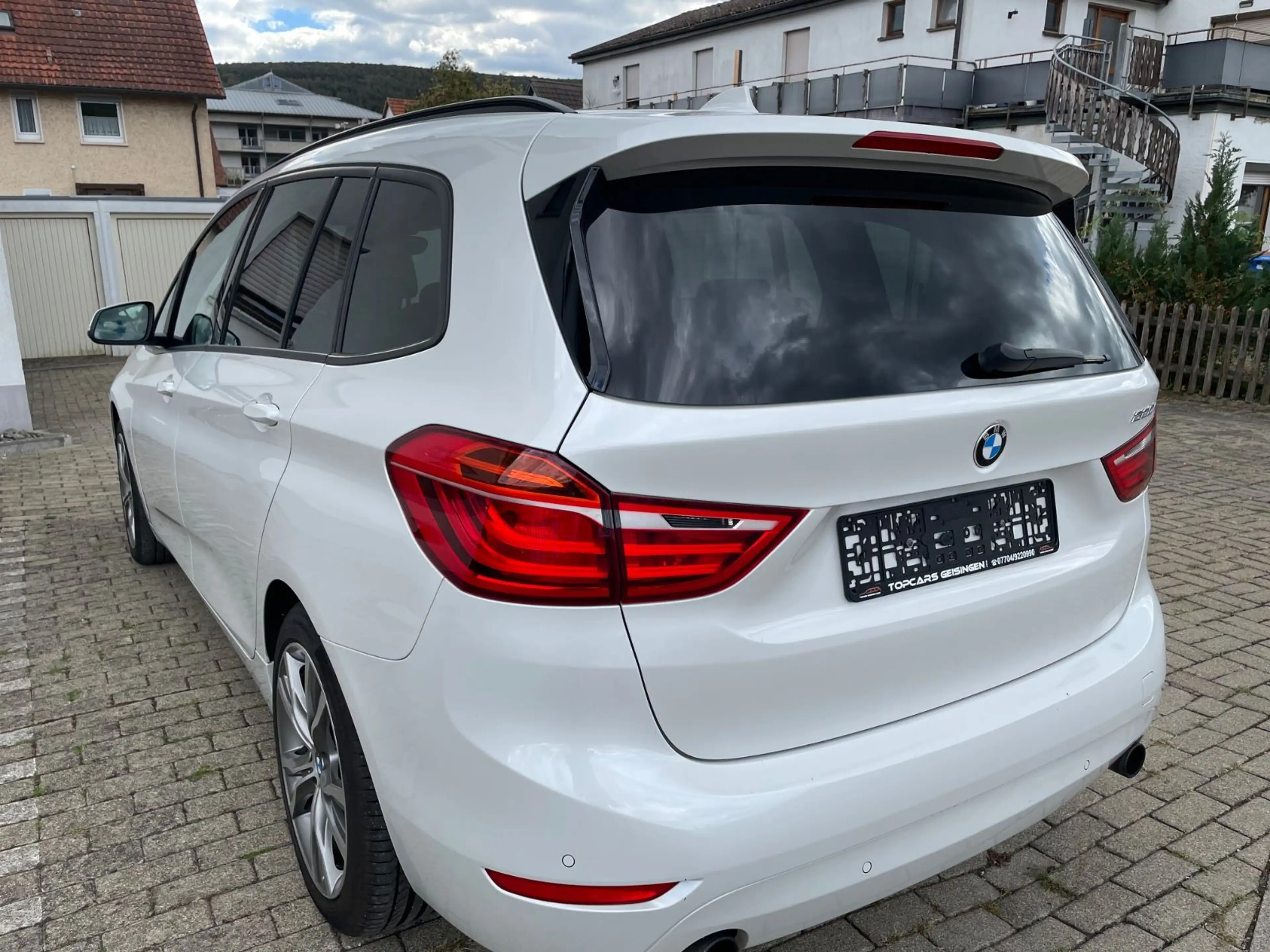 BMW 220 2 Gran Tourer LEDER/LED/NAVI/AHK/PANO/7-SITZ — photo 8