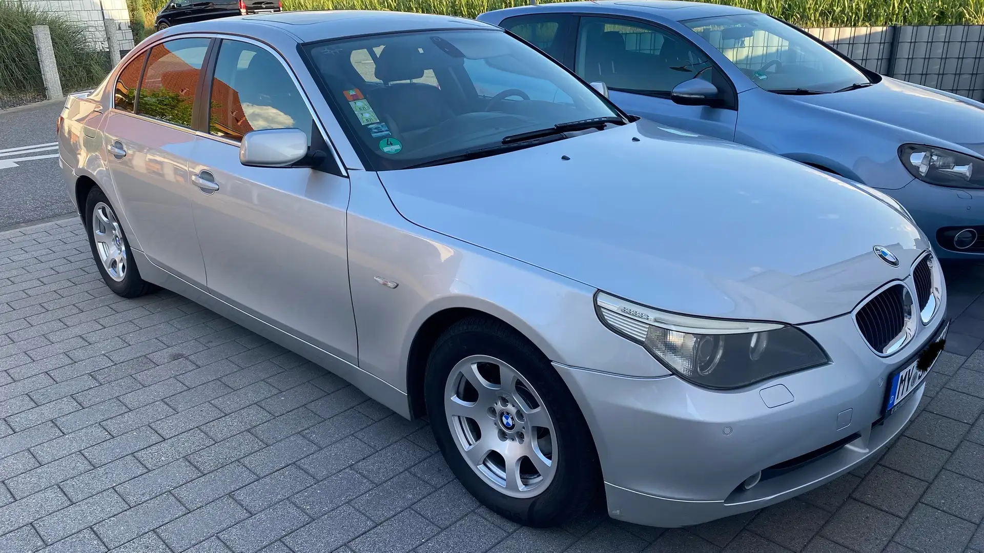 BMW 520 520i Grau - 1