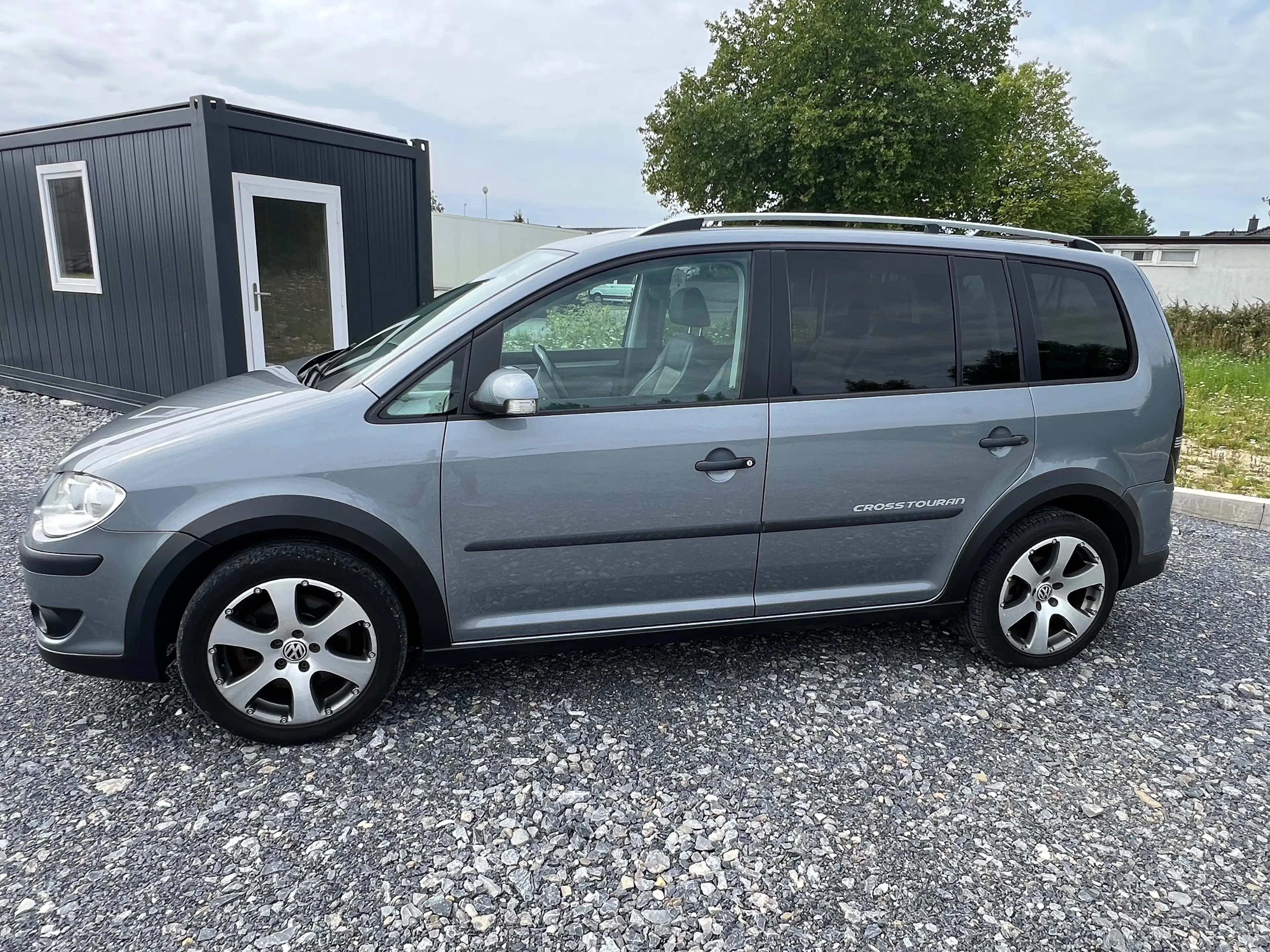 Volkswagen Cross Touran Touran 1.4 TSI DSG — photo 4