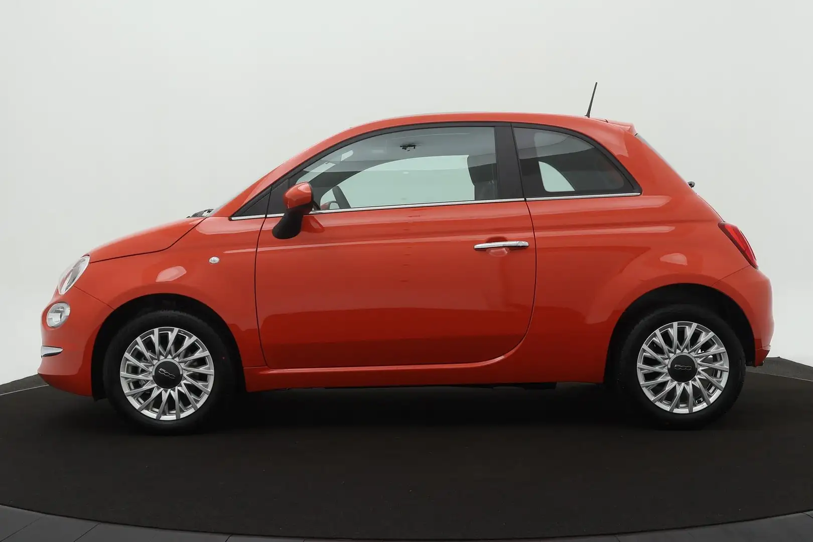 Fiat 500 1.0 Hybrid Dolcevita | Navi via App | Nu met €1.50 Orange - 2