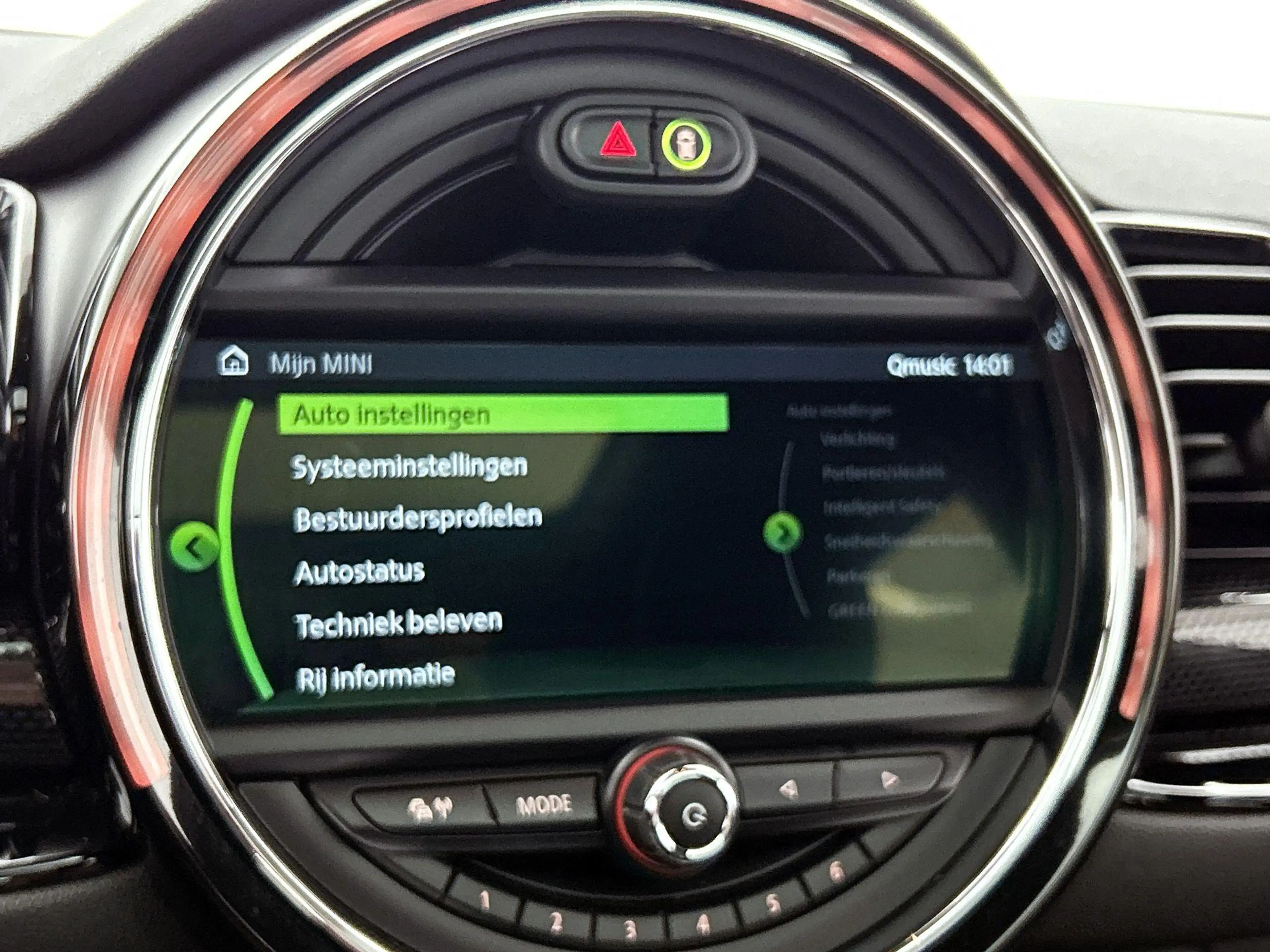 MINI Cooper Clubman 1.5 Chili Hyde Park — photo 12