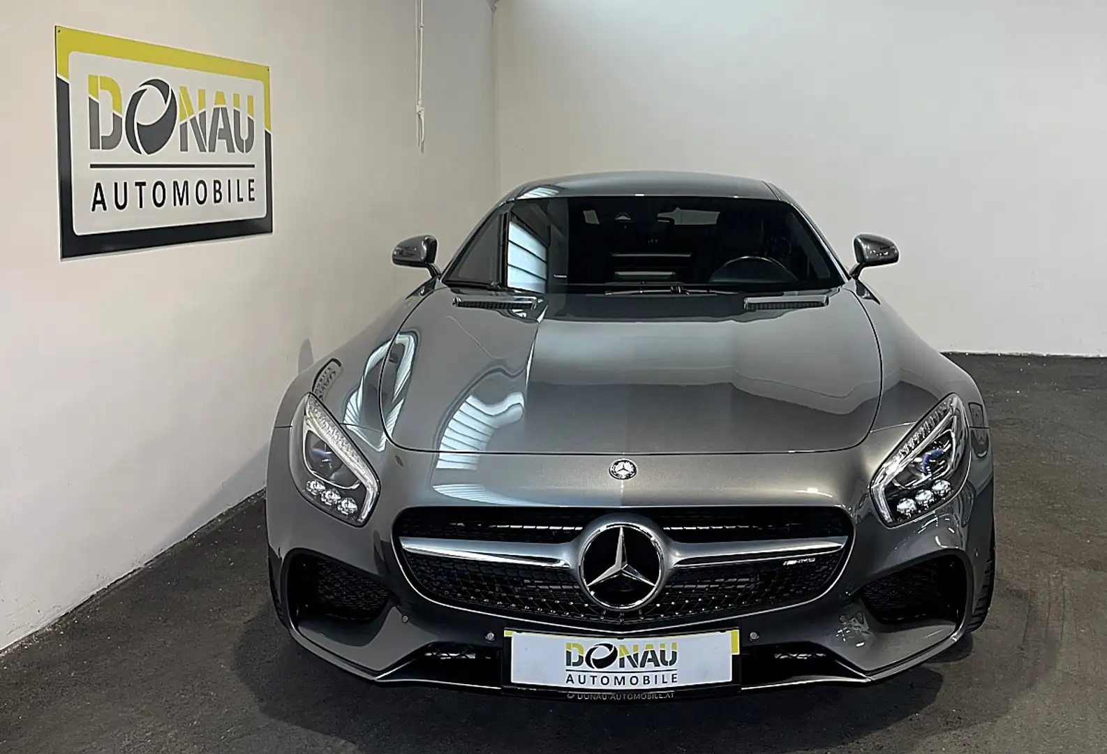 Mercedes-Benz AMG GT *** BESTZUSTAND *** Grau - 2