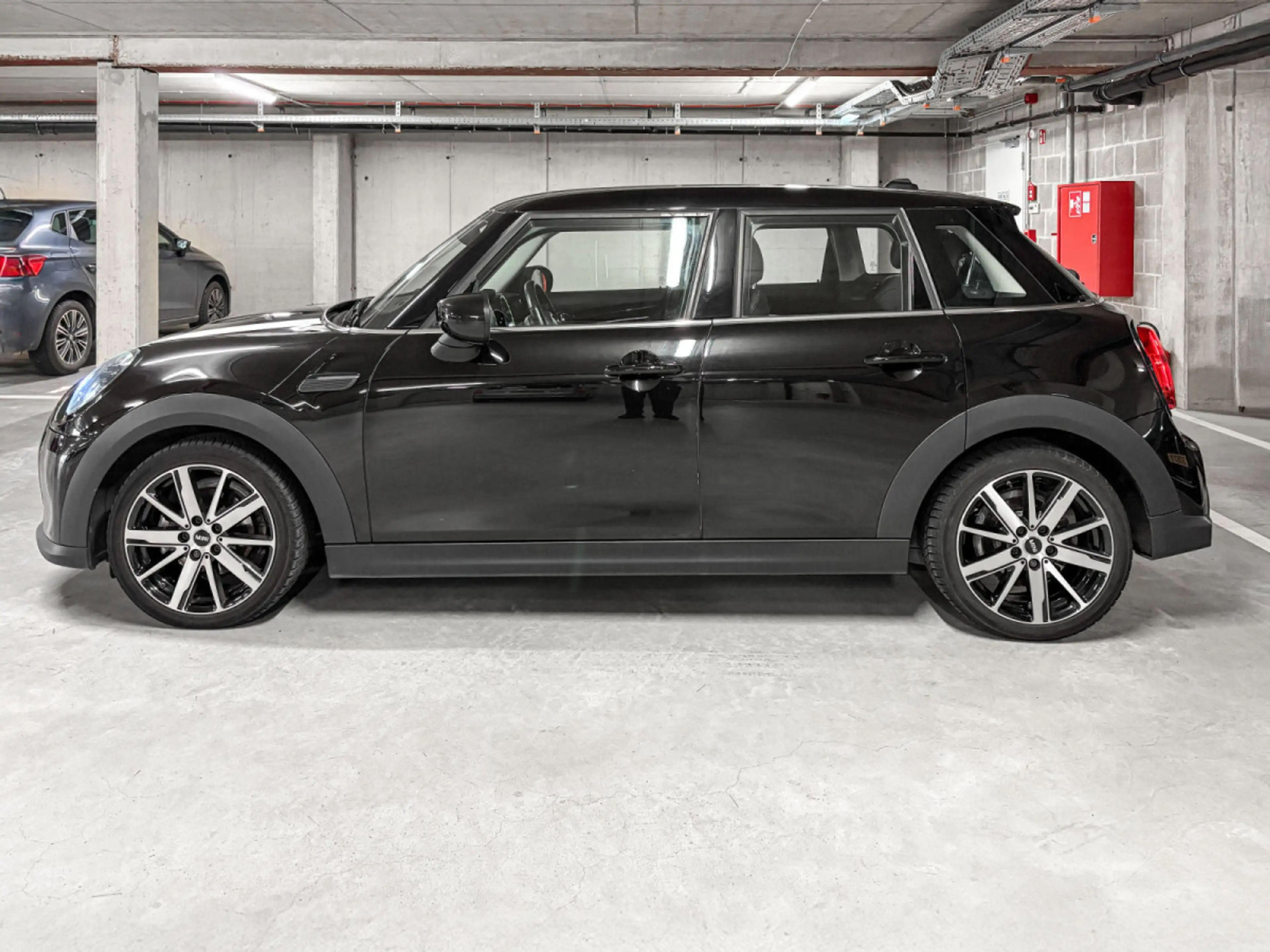 MINI Cooper COOPER 5-trg/NAVI/KOMFORT/PDC — photo 3
