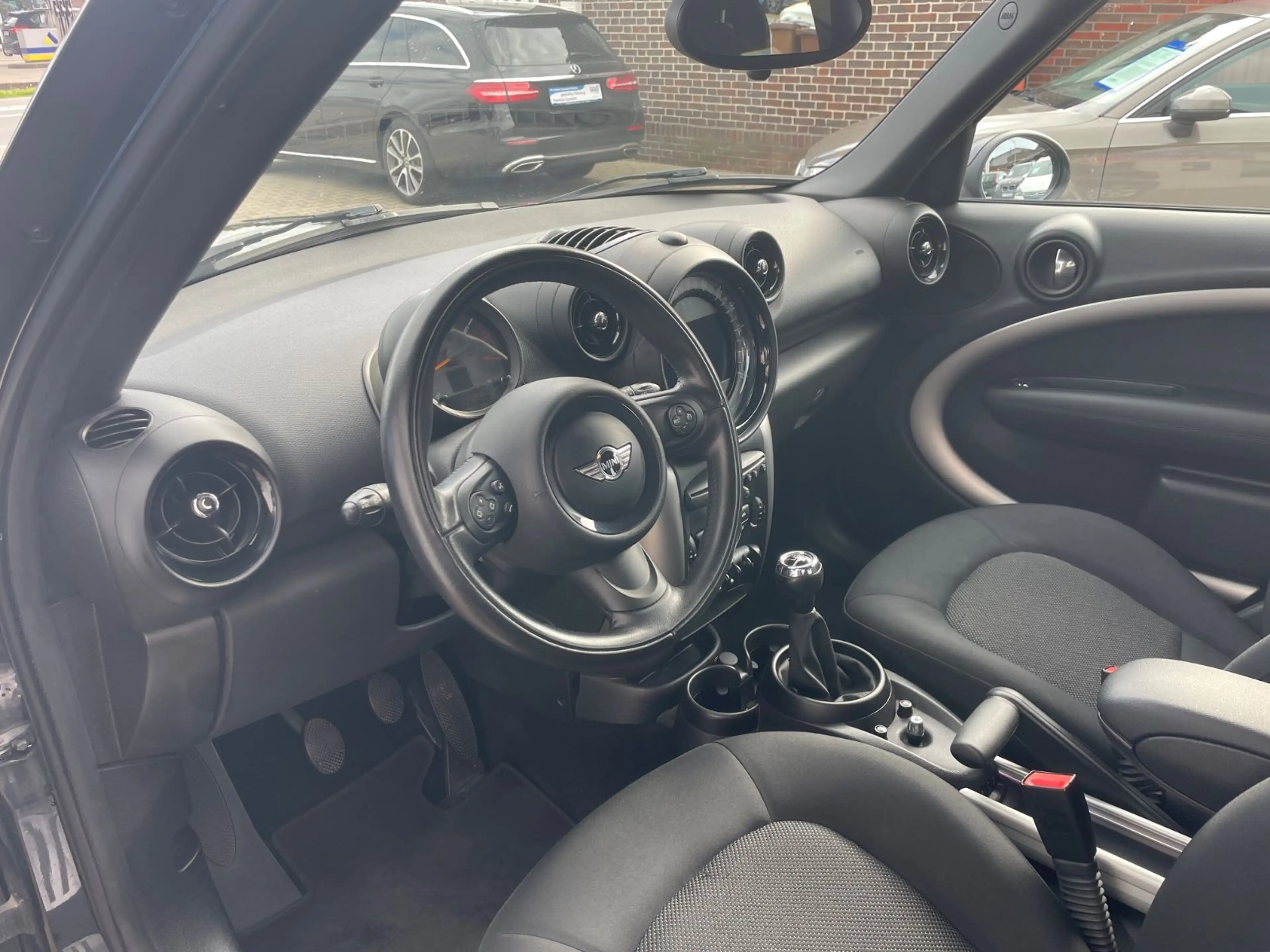 MINI One Countryman aus 2.Hand TÜV-AU NEU — photo 6