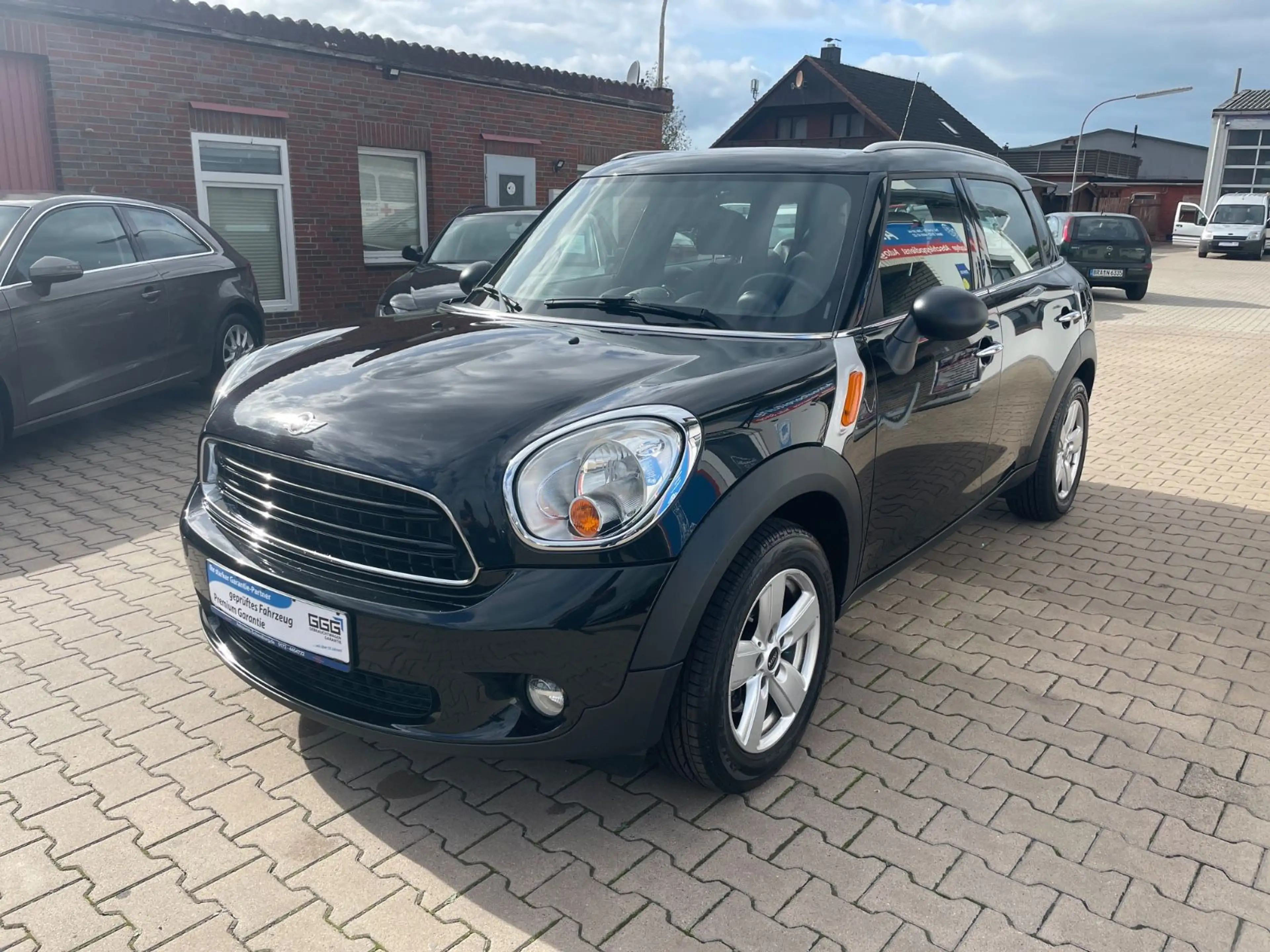 MINI One Countryman aus 2.Hand TÜV-AU NEU — photo 2