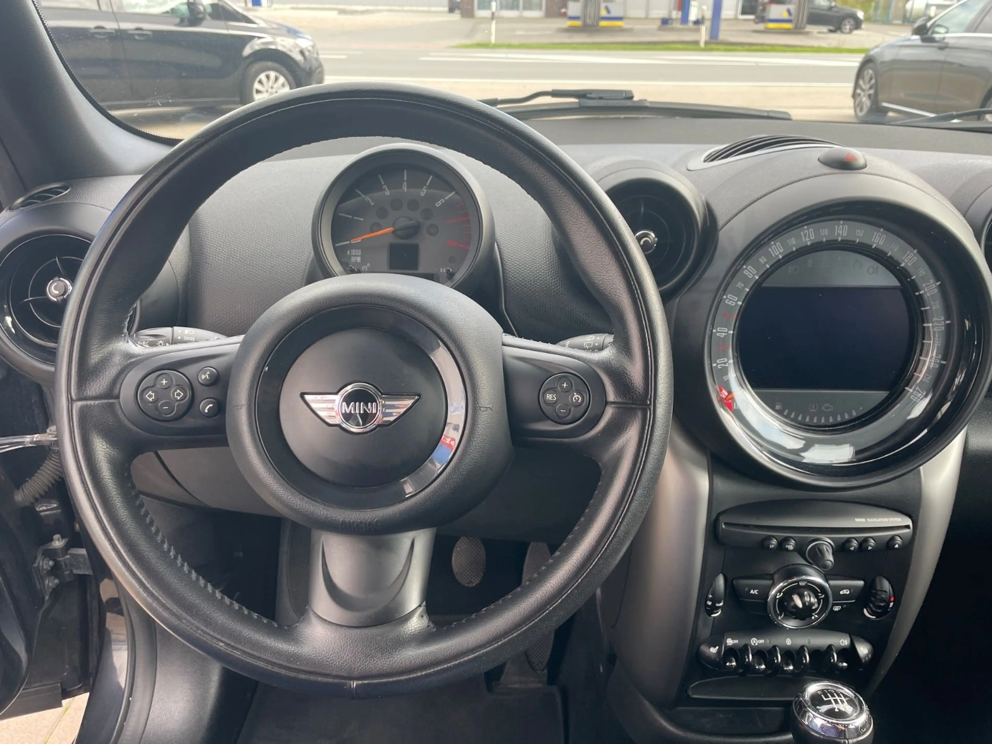 MINI One Countryman aus 2.Hand TÜV-AU NEU — photo 8