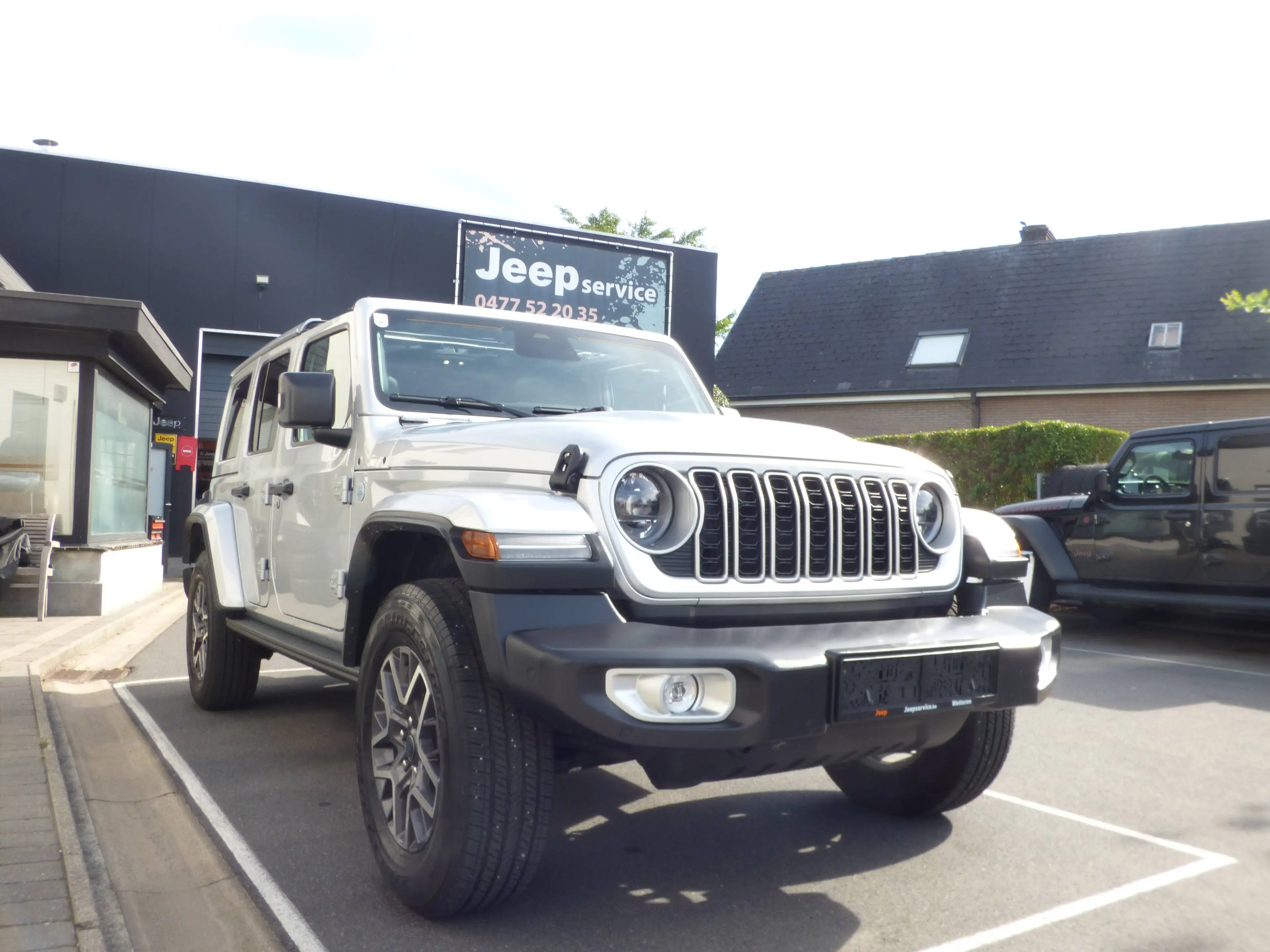 Jeep Wrangler Wrangler PHEV 2.0 Turbo 4xe Sahara **17833km** — photo 7