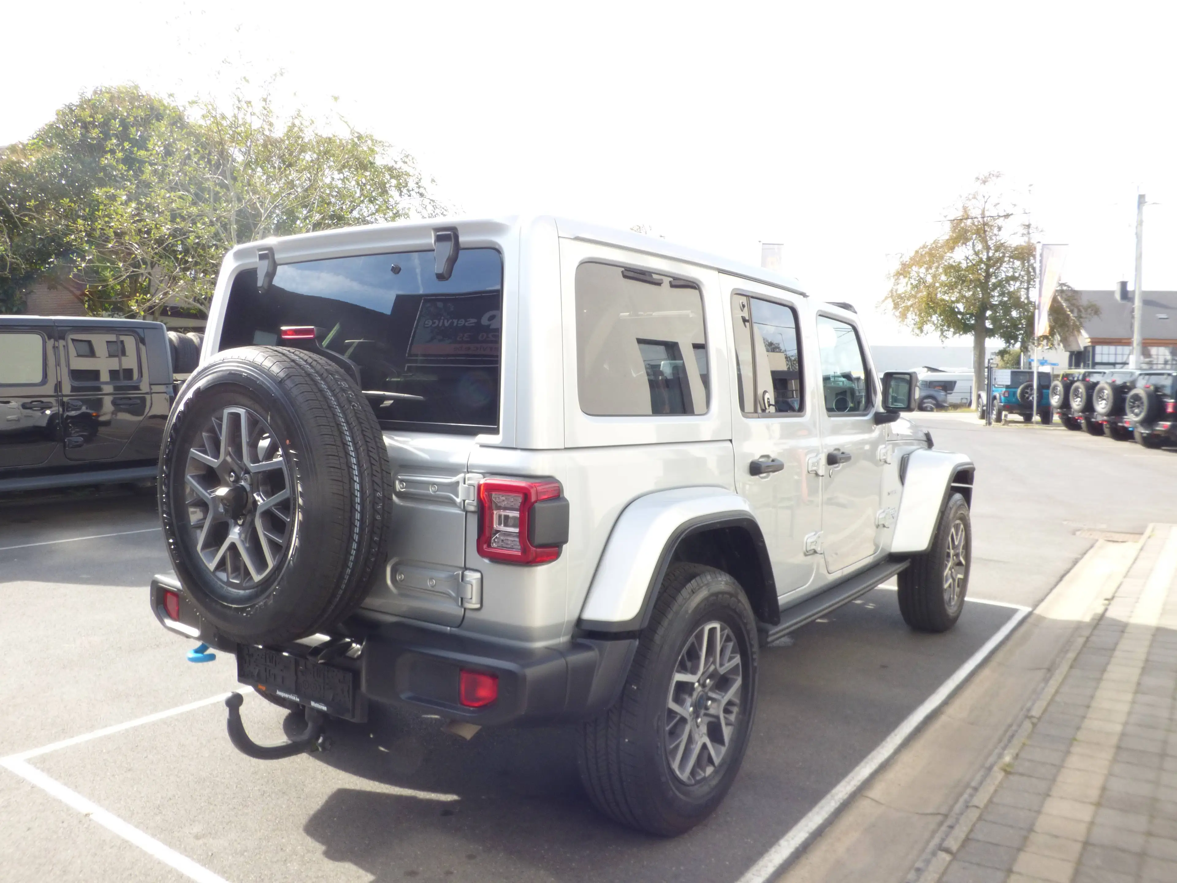 Jeep Wrangler Wrangler PHEV 2.0 Turbo 4xe Sahara **17833km** — photo 5