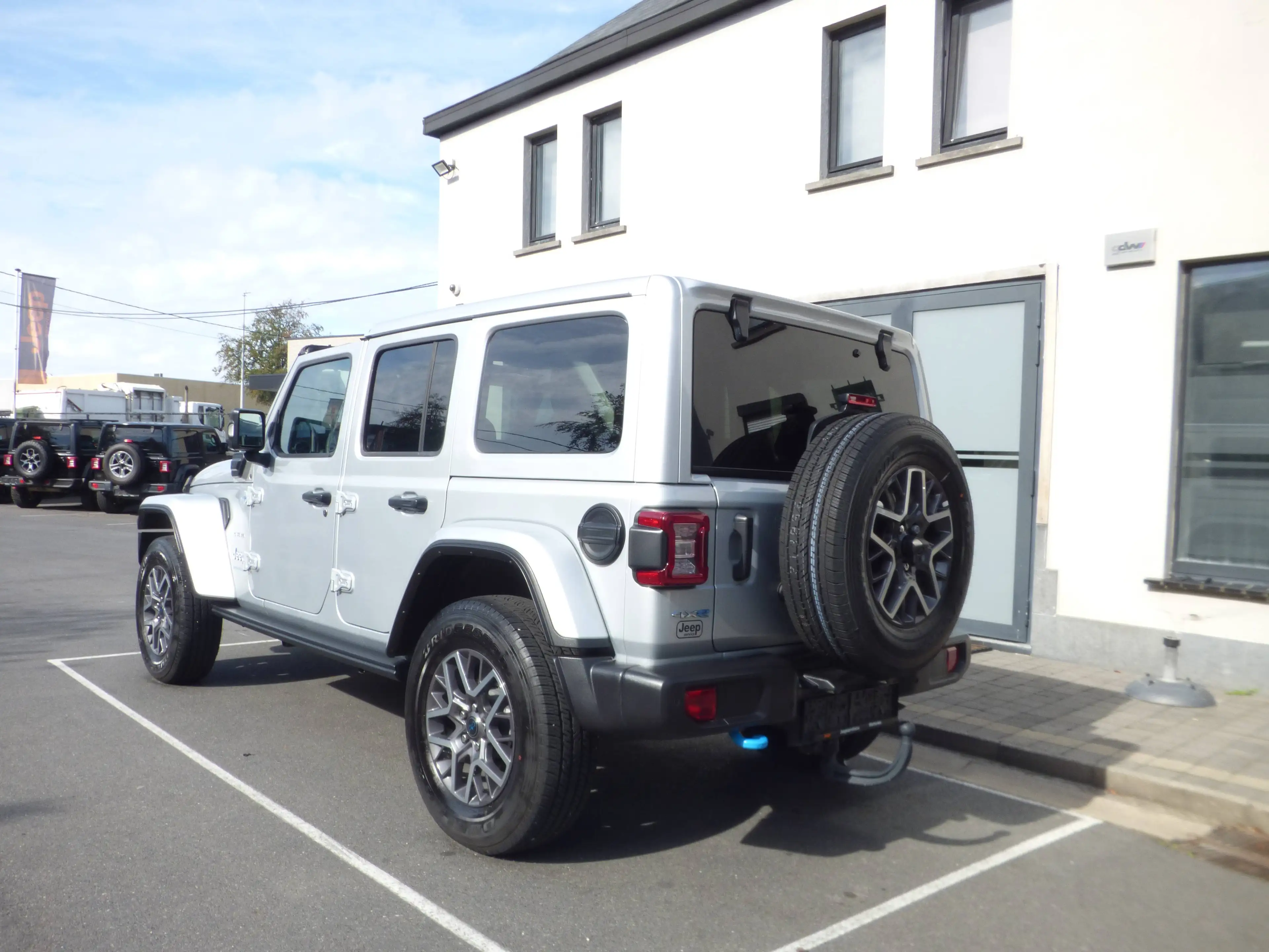 Jeep Wrangler Wrangler PHEV 2.0 Turbo 4xe Sahara **17833km** — photo 3
