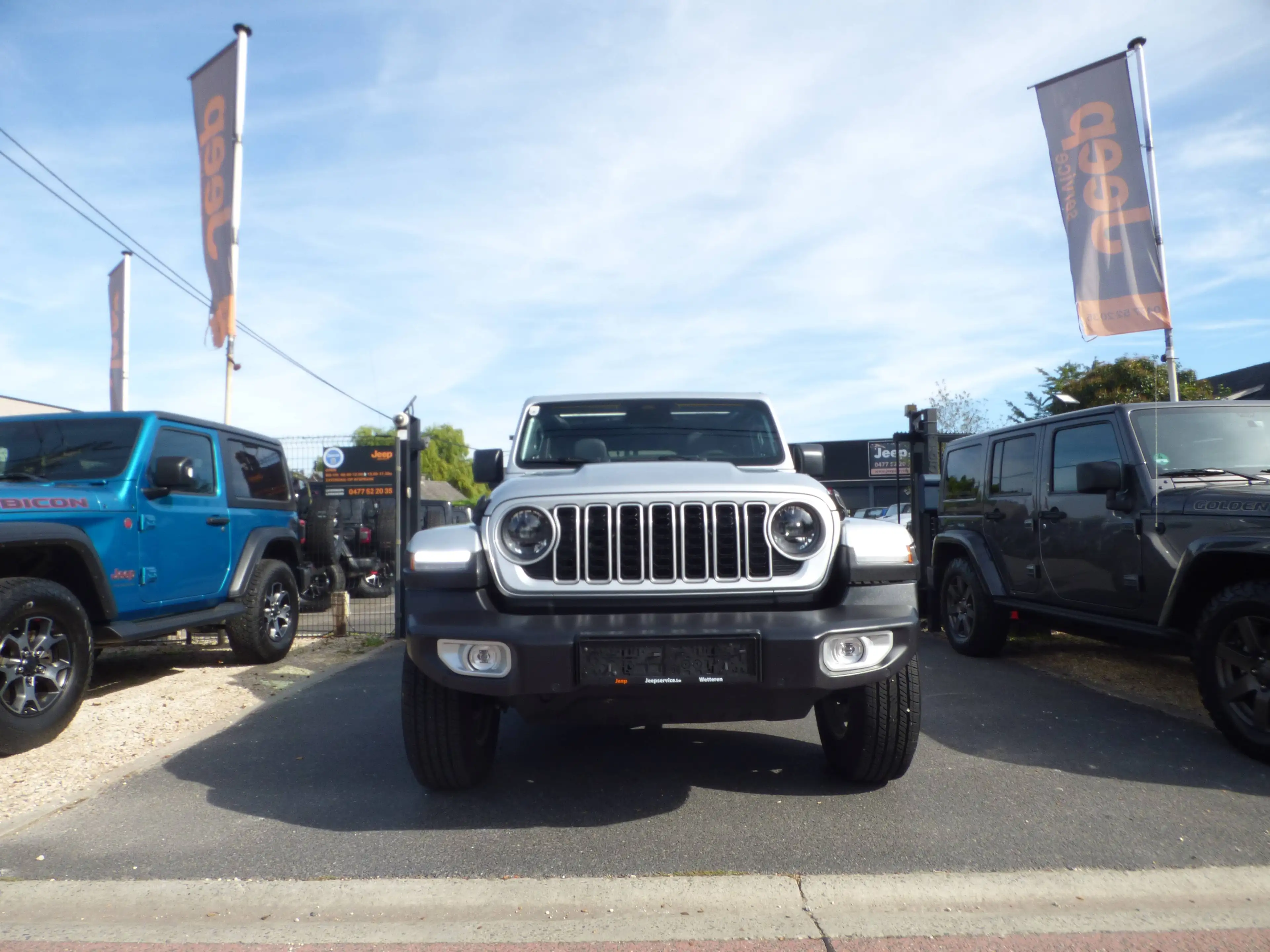 Jeep Wrangler Wrangler PHEV 2.0 Turbo 4xe Sahara **17833km** — photo 12