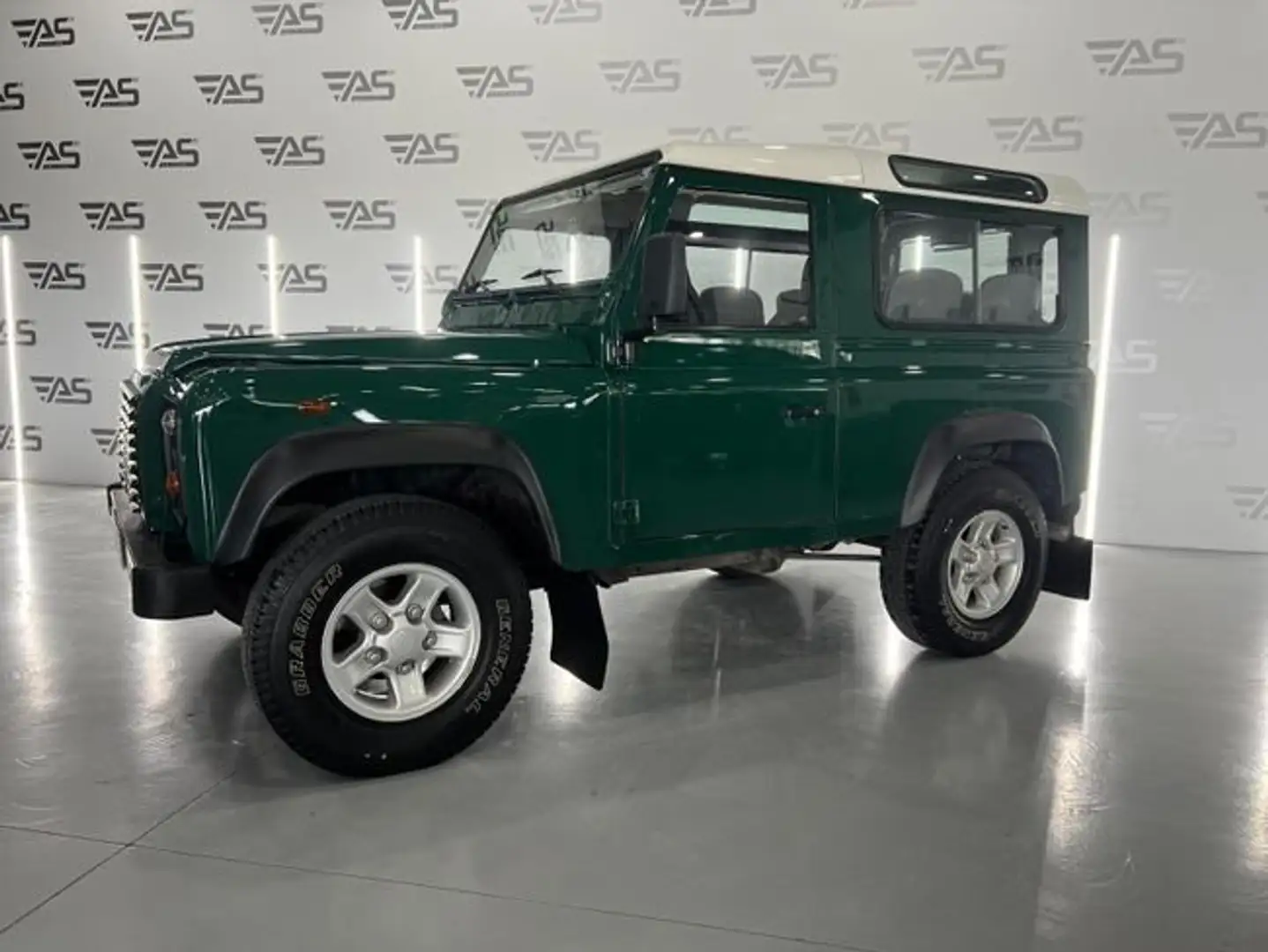 Land Rover Defender 90TDI Techo Duro Verde - 1