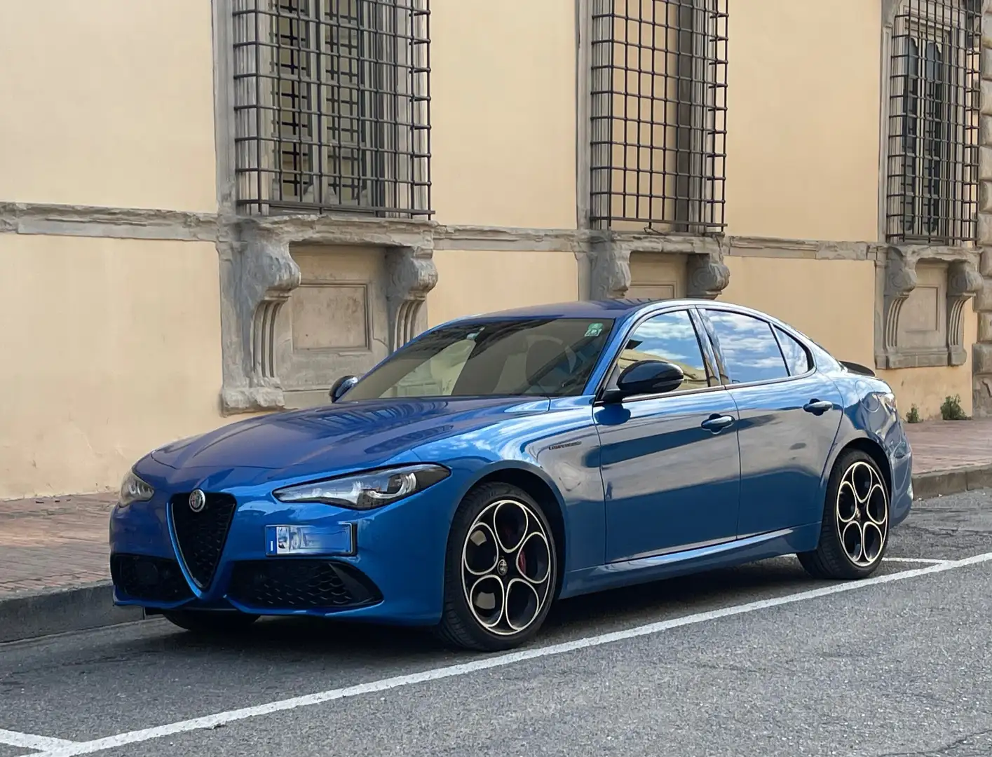 Alfa Romeo Giulia 2.2 t Competizione Q4 210cv auto - 1