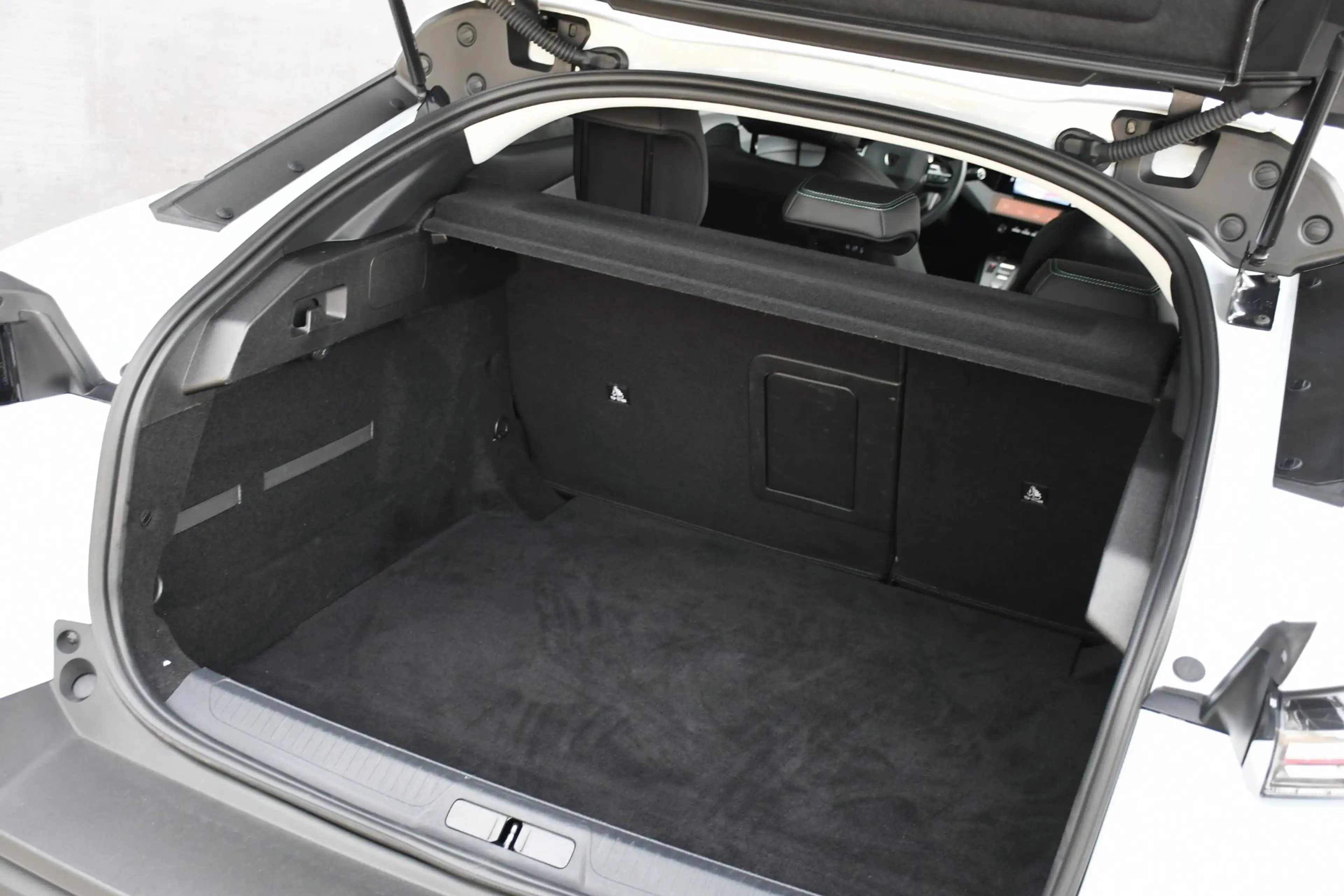 Peugeot 408 Allure 1.2 Hybrid 145pk Automaat ADAPT. CC | 19''L — photo 12