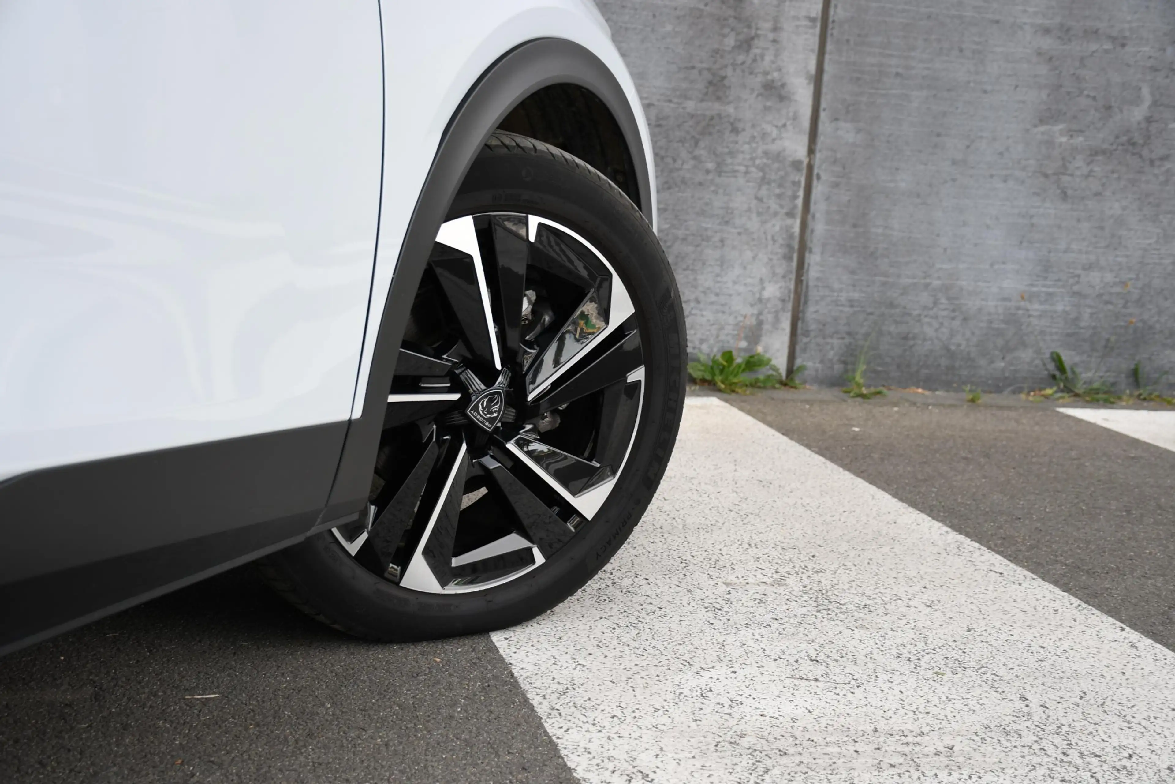Peugeot 408 Allure 1.2 Hybrid 145pk Automaat ADAPT. CC | 19''L — photo 7