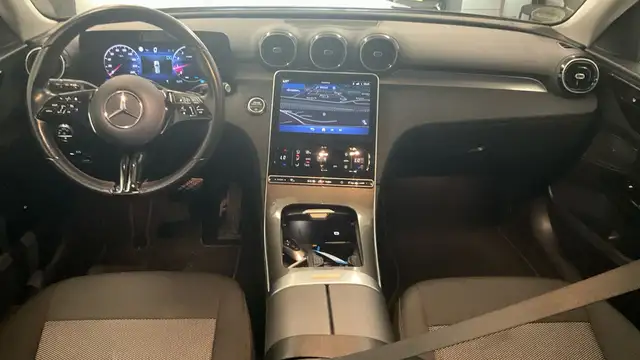 Mercedes-Benz C-Class view 7