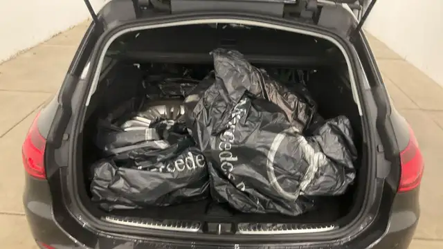 Mercedes-Benz C-Class view 15