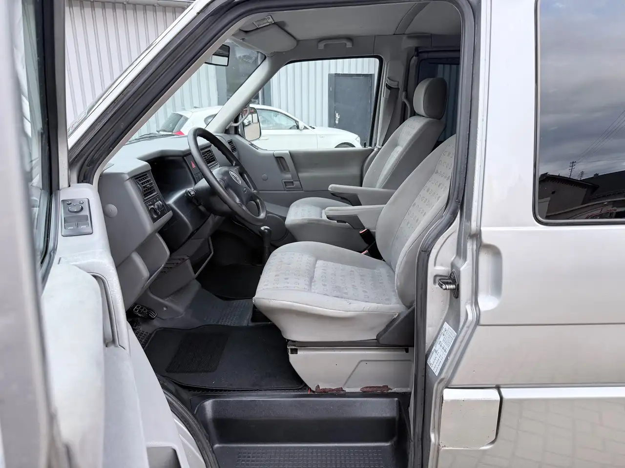 Volkswagen T4 Caravelle 2.5 TDI 151PS CARAVELLE Allstar TÜV/AU 07/2028, foto 11