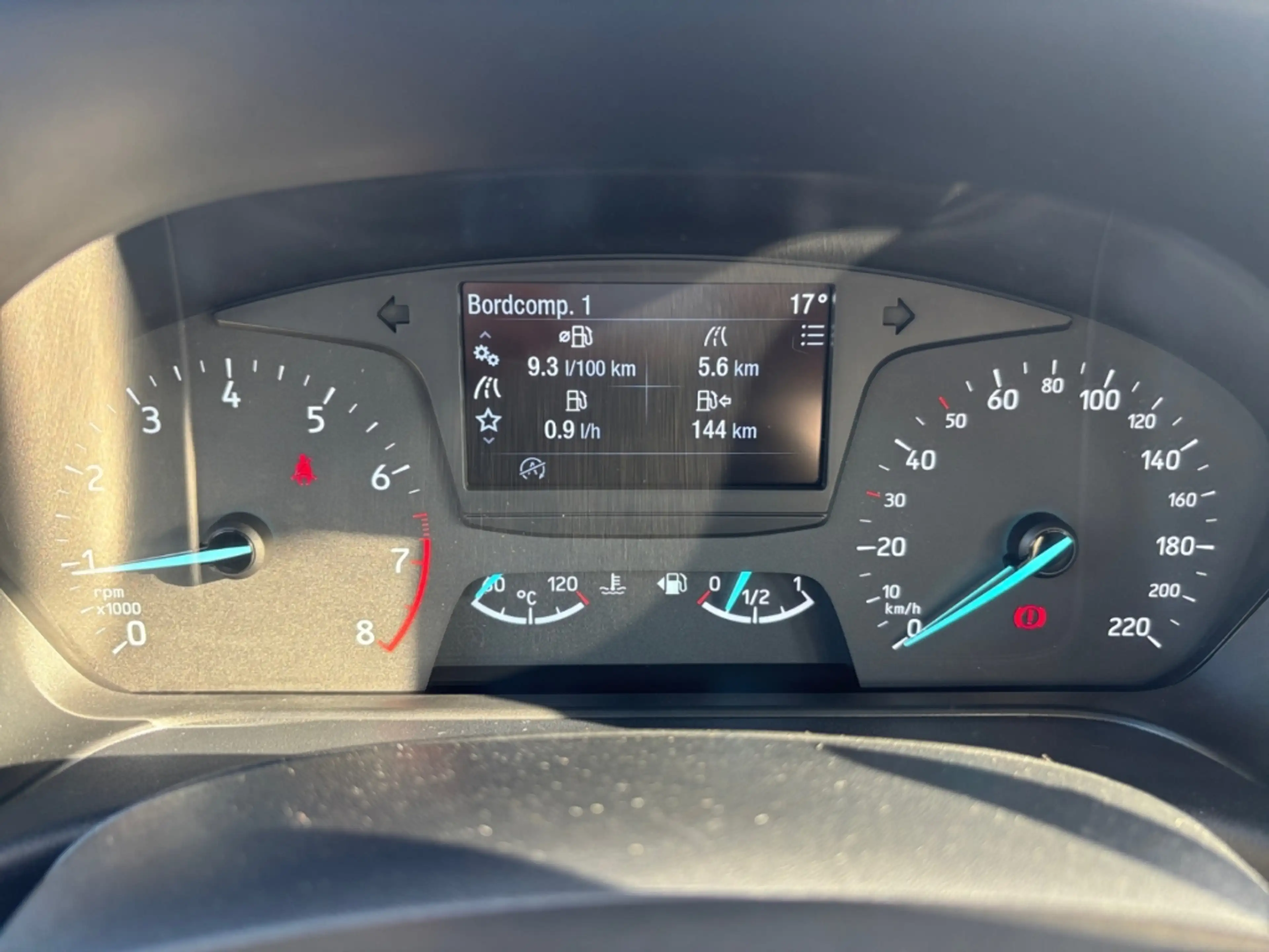 Ford Fiesta Titanium AHK PDC FSE BT USB eAS LED Apple CarPlay — photo 10