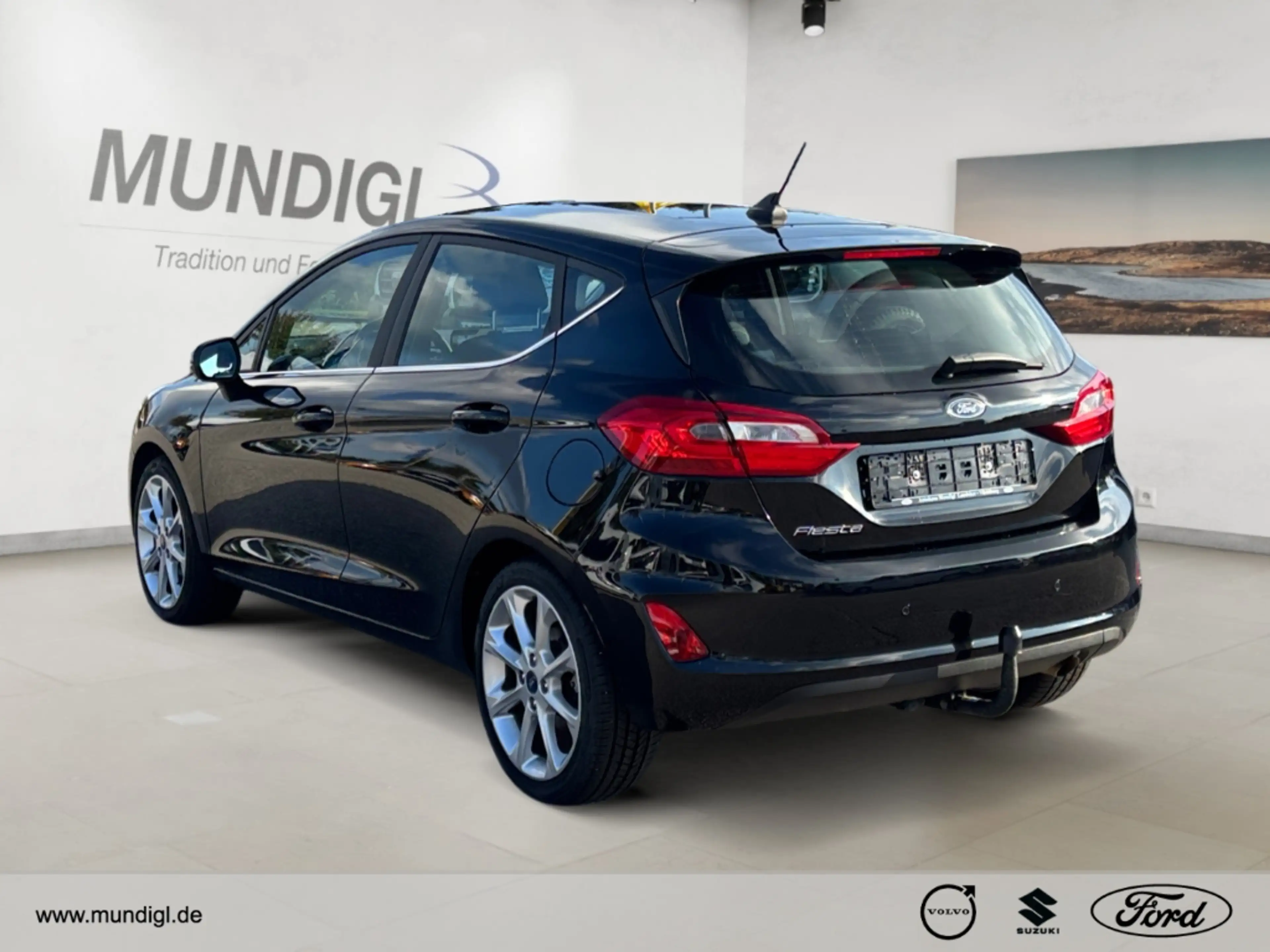 Ford Fiesta Titanium AHK PDC FSE BT USB eAS LED Apple CarPlay — photo 4