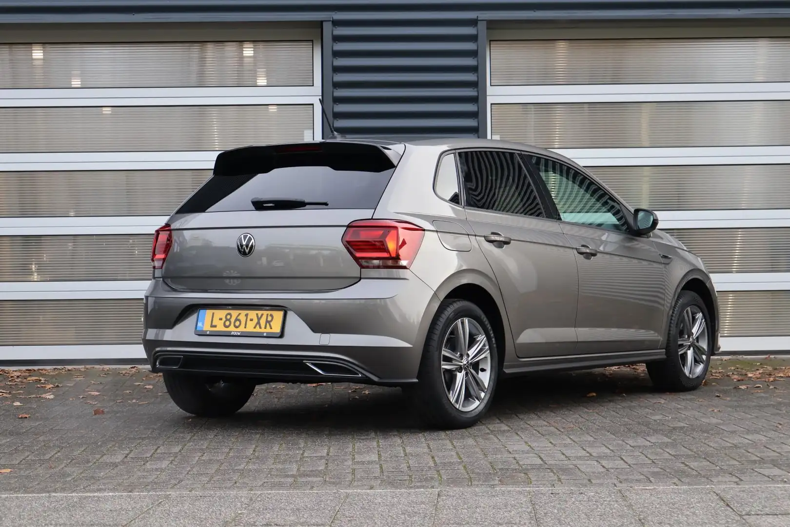 Volkswagen Polo 1.0 TSI 95pk DSG R-Line Edition |Apple Carplay & Gris - 2