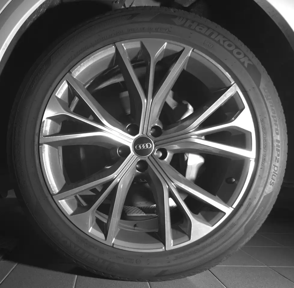 Audi Q8 photo Audi Q8