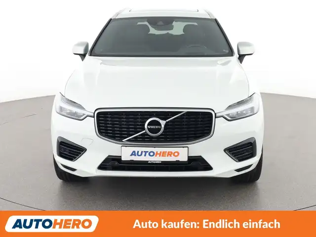 Volvo XC60 view 9