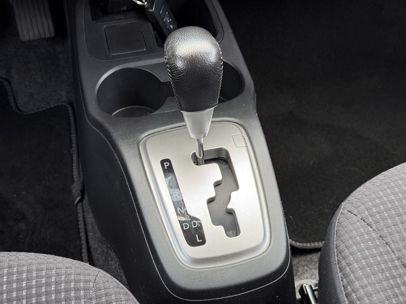 Mitsubishi Space Star 1.2 AUTOMATIK|KLIMAAUT|NAVI|KEYLESS|+ — photo 11